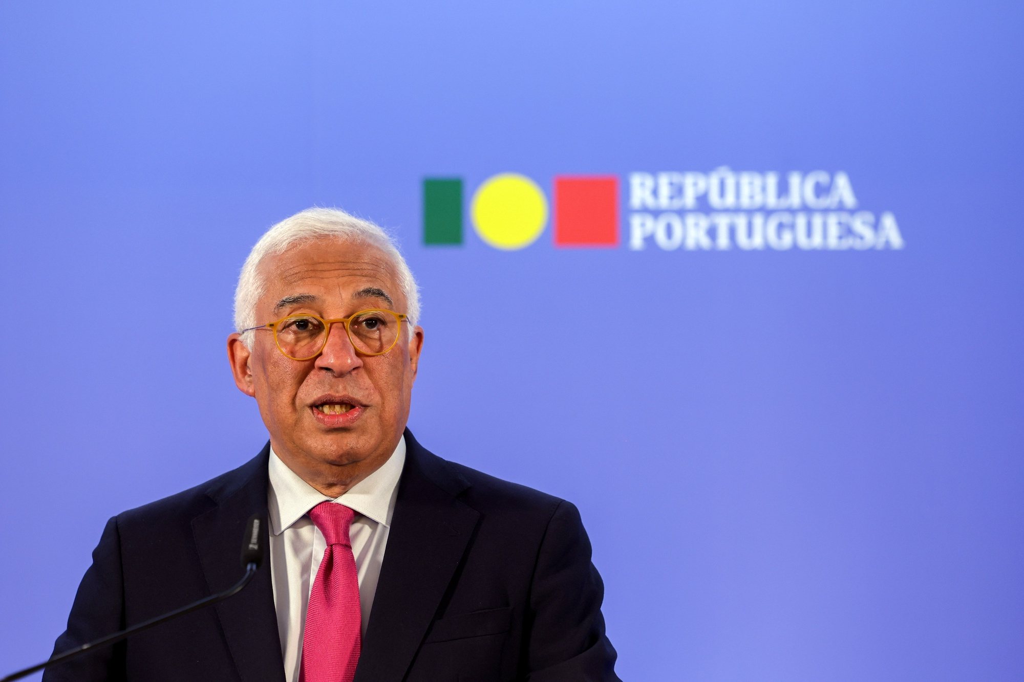 epa11246495 Portugal&#039;s outgoing Prime Minister Antonio Costa speaks at a press conference to take stock of the eight years of government and the public transition portfolio of the XXIII Constitutional Government, at the Sao Bento Palace in Lisbon, Portugal, 27 March 2024. President of PSD social democrats Luis Montenegro was appointed prime minister following legislative elections.  EPA/JOSE SENA GOULAO
