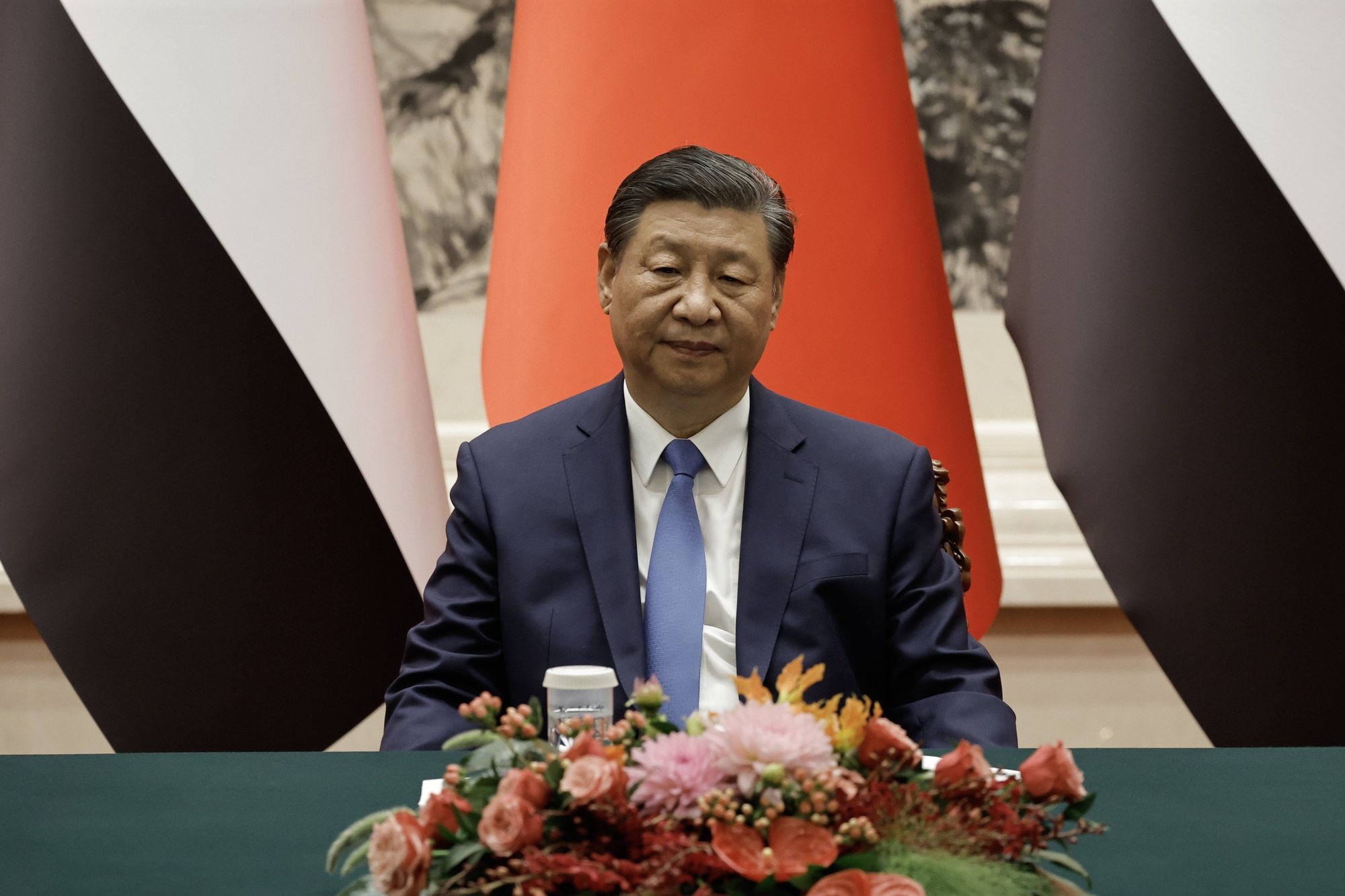 epa11377154 Chinese President Xi Jinping attends a signing ceremony with Egyptian President Abdel Fattah al-Sisi (not pictured) at the Great Hall of the People in Beijing, China, 29 May 2024.  EPA/TINGSHU WANG / POOL
