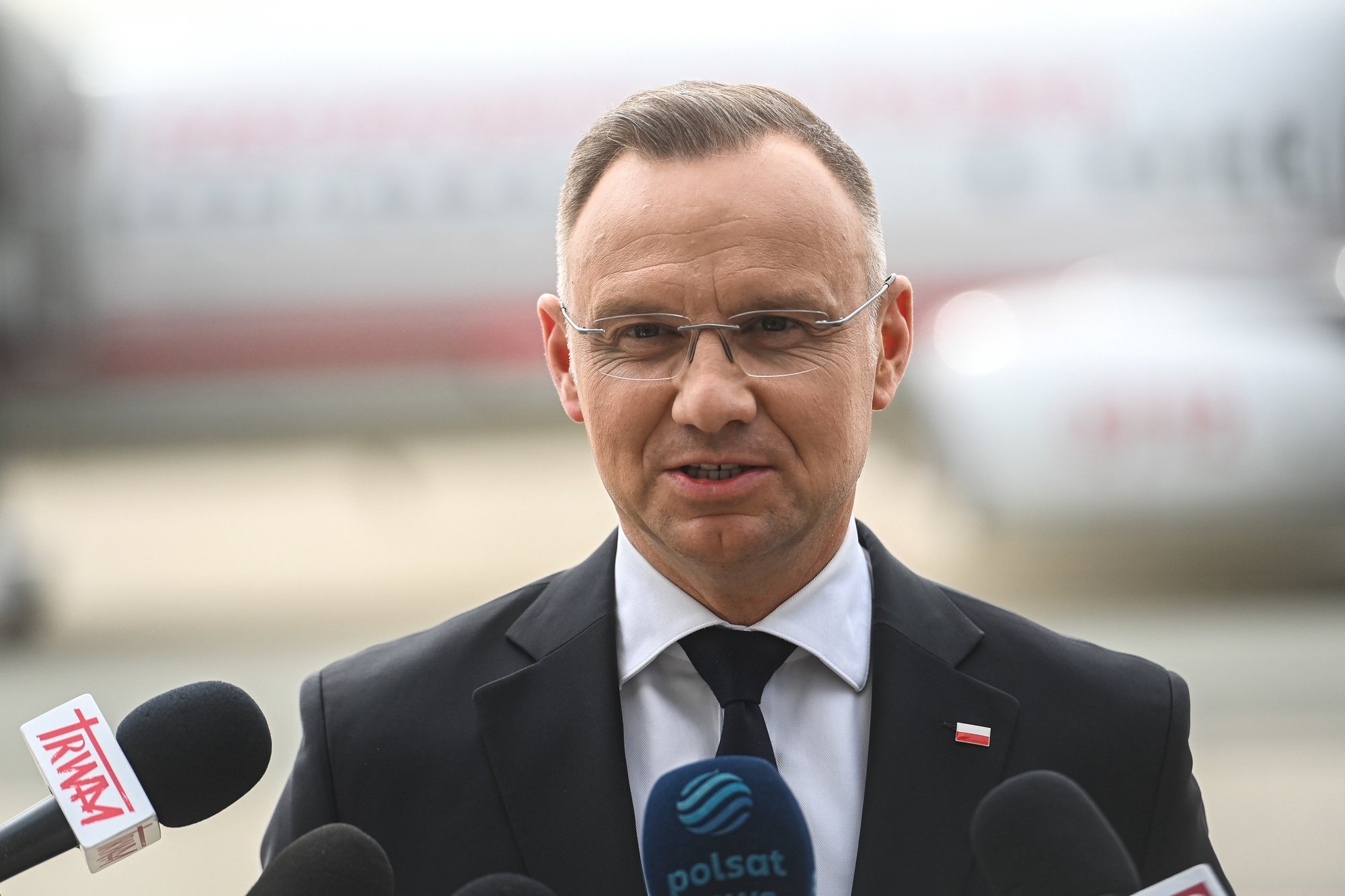 epa11375693 Polish President Andrzej Duda holds a press conference at airport Warsaw, Poland, 28 May 2024. Duda will attend the Ammunition summit, convened by Czech Prime Minister Fiala, in Prague, Czech Republic. The Czech ammunition initiative is part of broader international efforts to supply Ukraine with weapons and ammunition.  EPA/PIOTR NOWAK  POLAND OUT