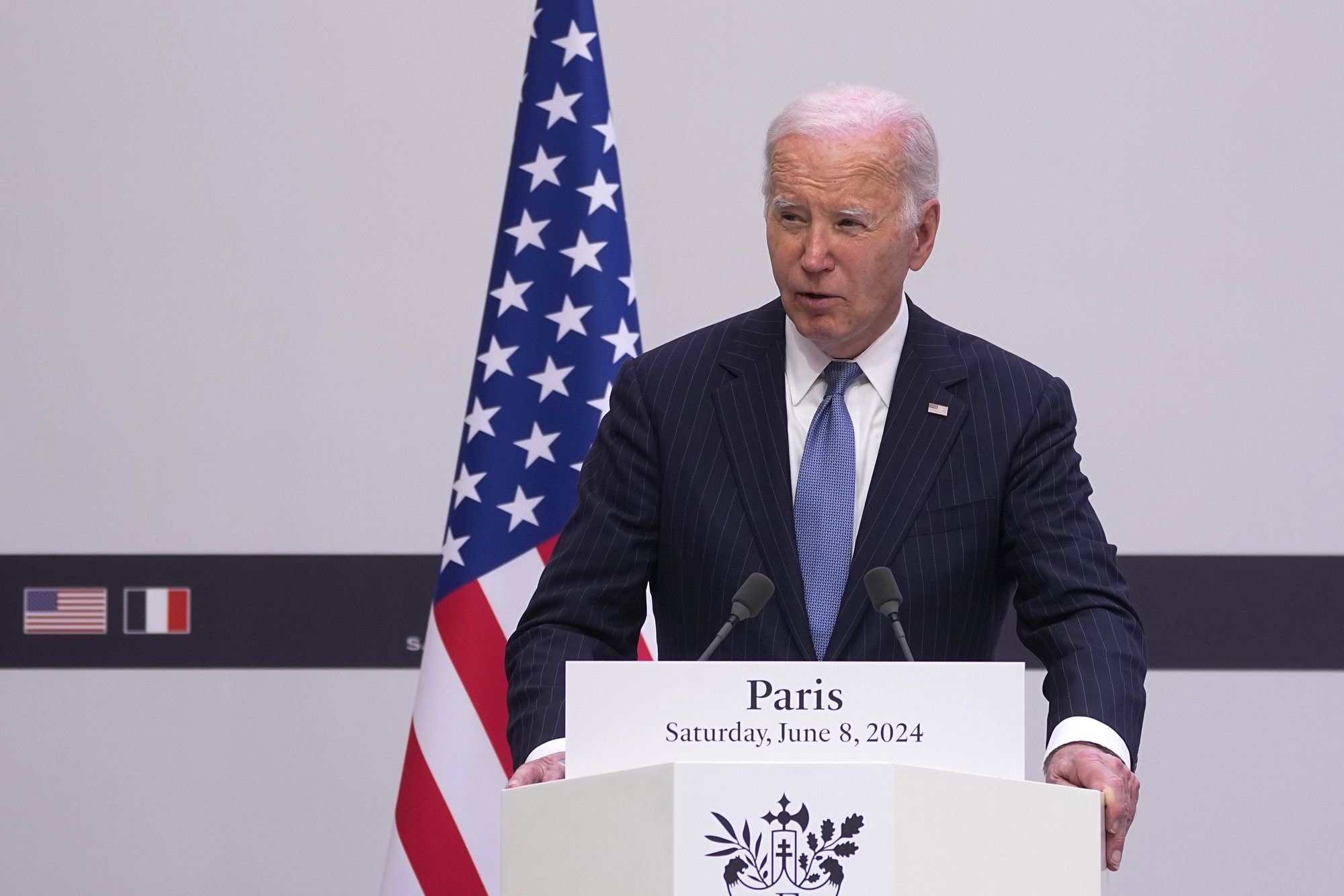 epa11397732 US President Joe Biden speaks during a joint statement with French President Emmanuel Macron at the Elysee Palace in Paris, France, 08 June 2024. US President Joe Biden is being feted by French President Emmanuel Macron with a state visit, as the two allies aim to show off their partnership on global security issues and move past trade tensions.  EPA/MICHEL EULER / POOL MAXPPP OUT