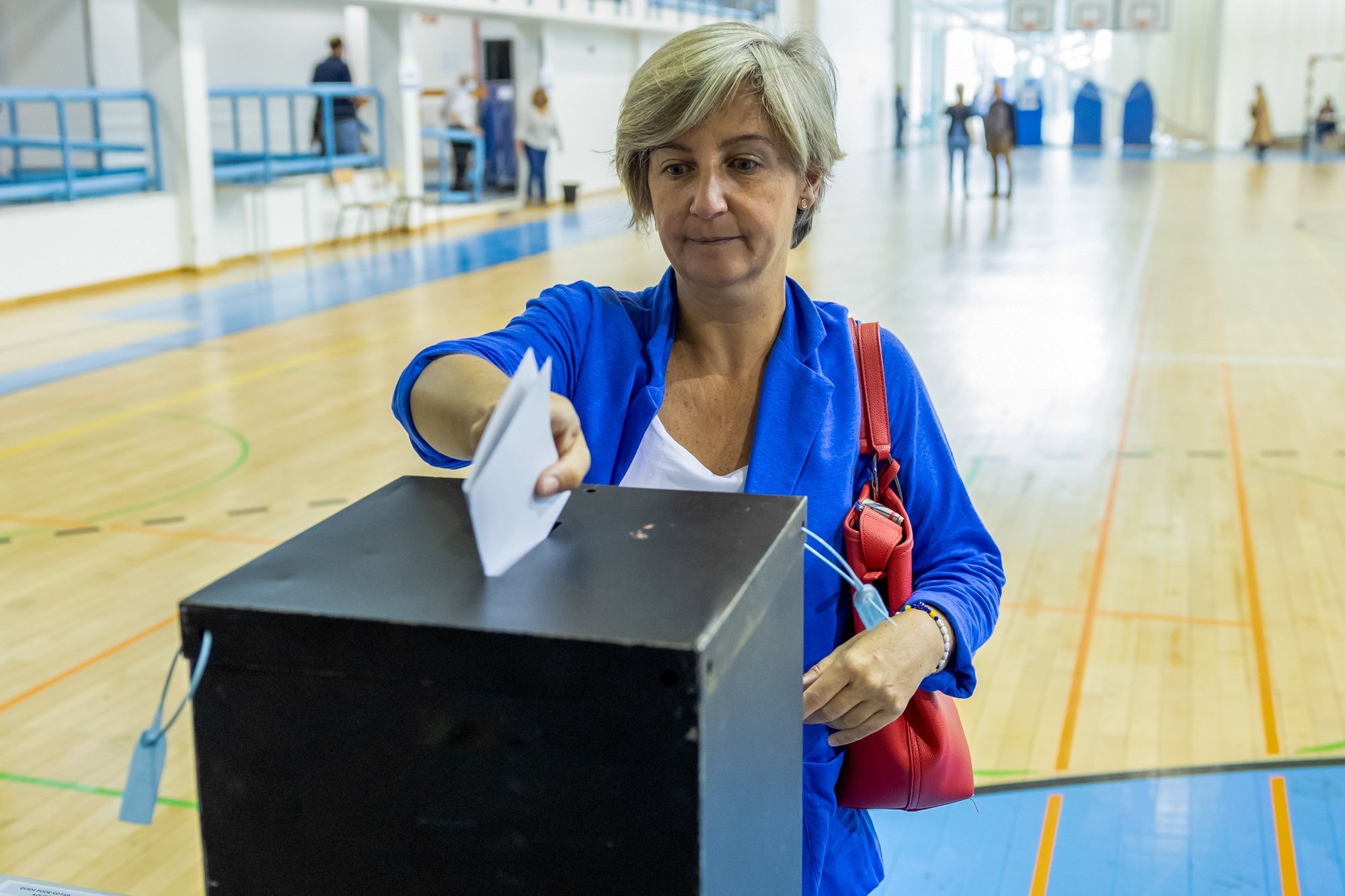 Socialist Party (PS) candidate Marta Temido casts her ballot for the European Elections at a polling station in Lisbon, 09 June 2024. More than 10.8 million registered voters in Portugal and abroad go to the polls today to choose 21 of the 720 members of the European Parliament. JOSE SENA GOULAO/LUSA