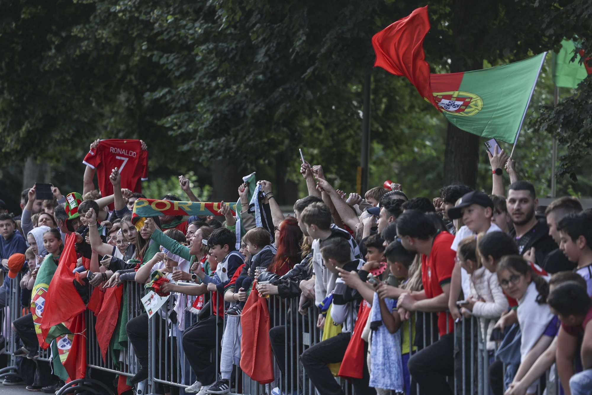 Portugal Fans wait for Portugal national soccer team arrival to Harsewinkel, Germany, 13 June 2024. The Portuguese national soccer team is based in Harsewinkel during the UEFA EURO 2024. MIGUEL A. LOPES/LUSA