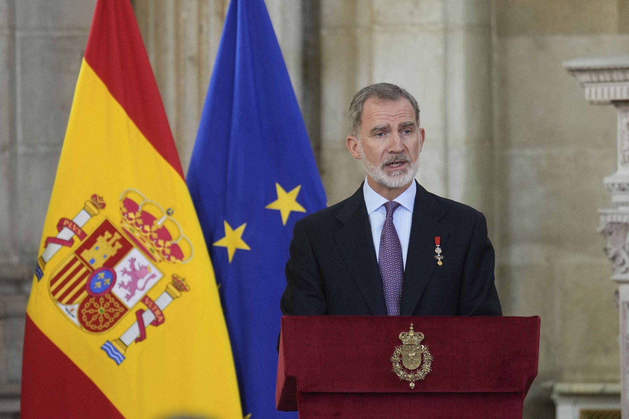 epa11422255 Spain&#039;s King Felipe VI delivers his speech during a ceremony marking the 10th anniversary of his proclamation at the Royal Palace in Madrid, Spain, 19 June 2024. Spain&#039;s King Felipe VI was handed the royal sash by his father, King Emeritus Juan Carlos I, back on 19 June 2014, ending 39 years of reign.  EPA/BORJA SANCHEZ-TRILLO