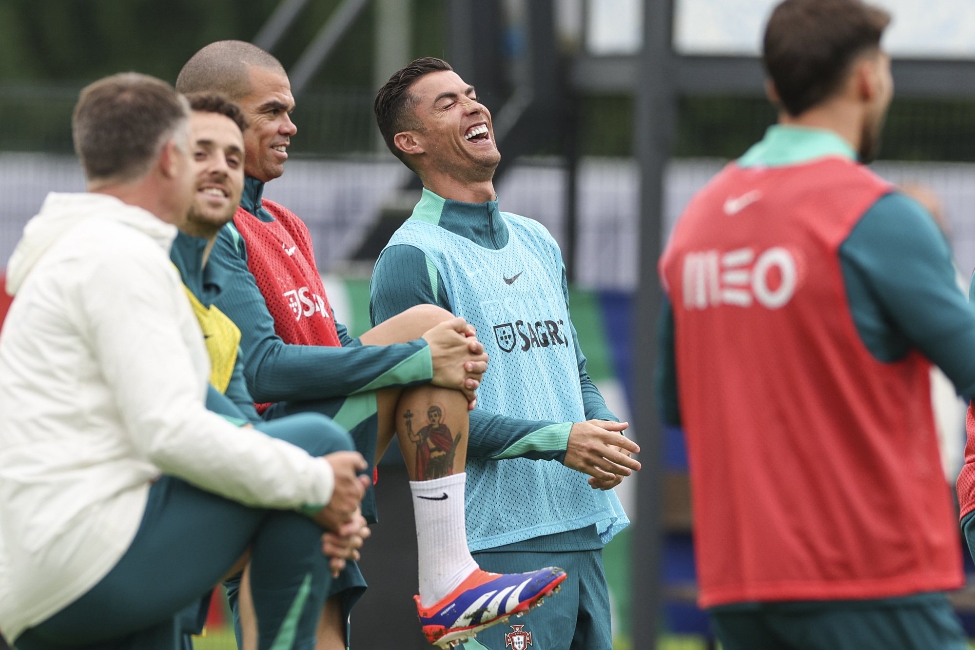 Portugal national soccer team players (L-R) Diogo Jota, Pepe, Cristiano Ronaldo and Ruben Dias during a training session in Marienfeld, Harsewinkel, Germany, 20 June 2024. The Portuguese national soccer team is based in Marienfeld, Harsewinkel during the UEFA EURO 2024. MIGUEL A. LOPES/LUSA