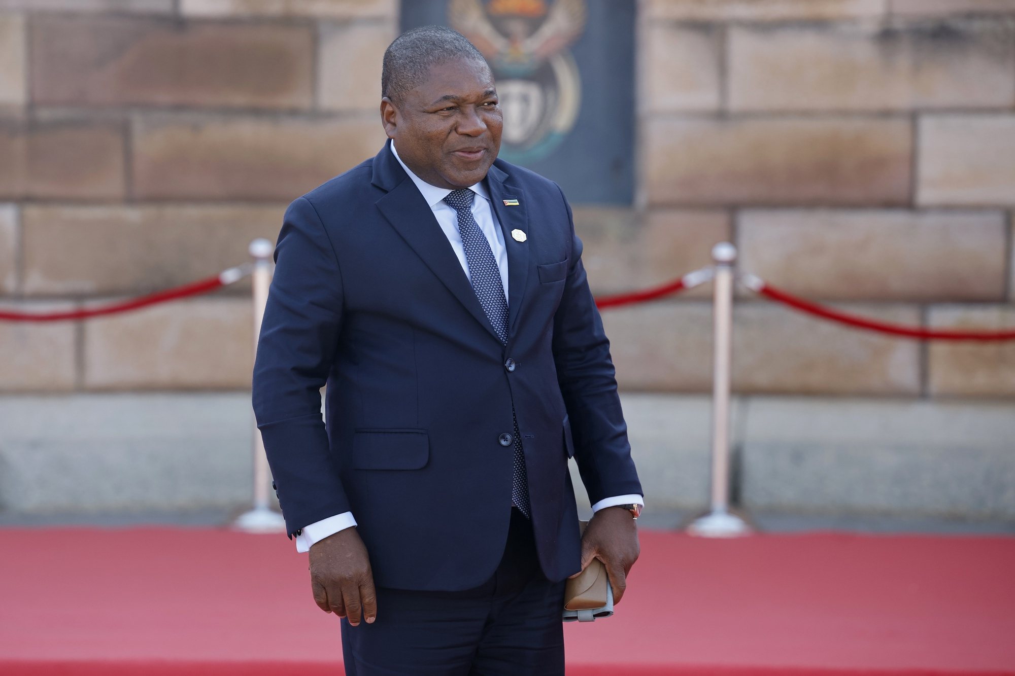 epa11422829 Mozambique&#039;s President Filipe Nyusi arrives for Cyril Ramaphosa&#039;s inauguration ceremony as South Africa&#039;s president at the Union Buildings in Pretoria, South Africa, 19 June 2024. Ramaphosa was re-elected as South Africa&#039;s president by the National Assembly on 14 June 2024, following the country&#039;s general elections held on 29 May 2024. South Africa President Cyril Ramaphosa will be sworn in for his second term on 19 June.  EPA/PHILL MAGAKOE / POOL