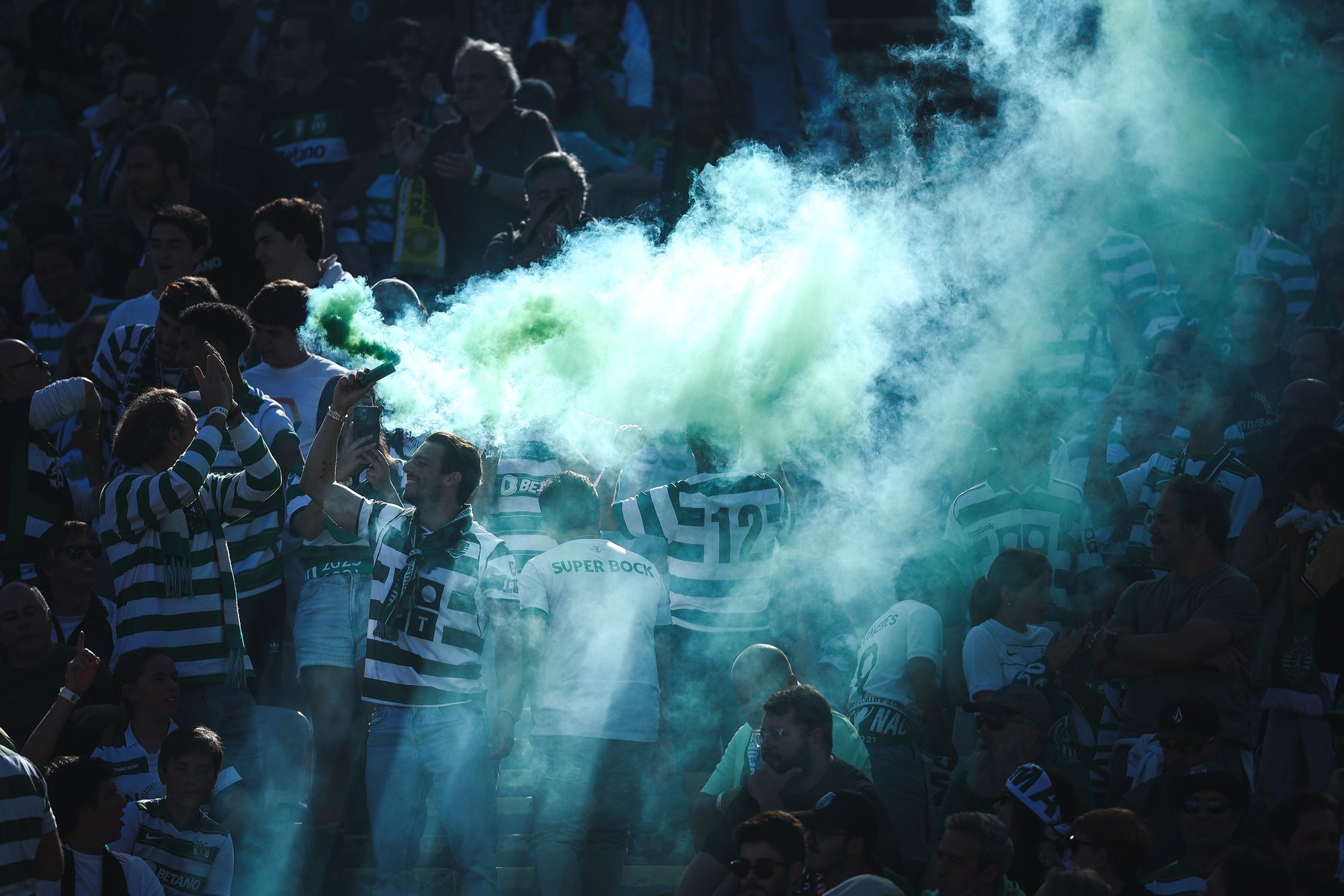 Sporting CP supporters cheer during the Portuguese Soccer Cup final match between FC Porto and Sporting CP at Jamor Nacional stadium in Oeiras, outskirts Lisbon, Portugal, 26 May 2024. RODRIGO ANTUNES/LUSA
