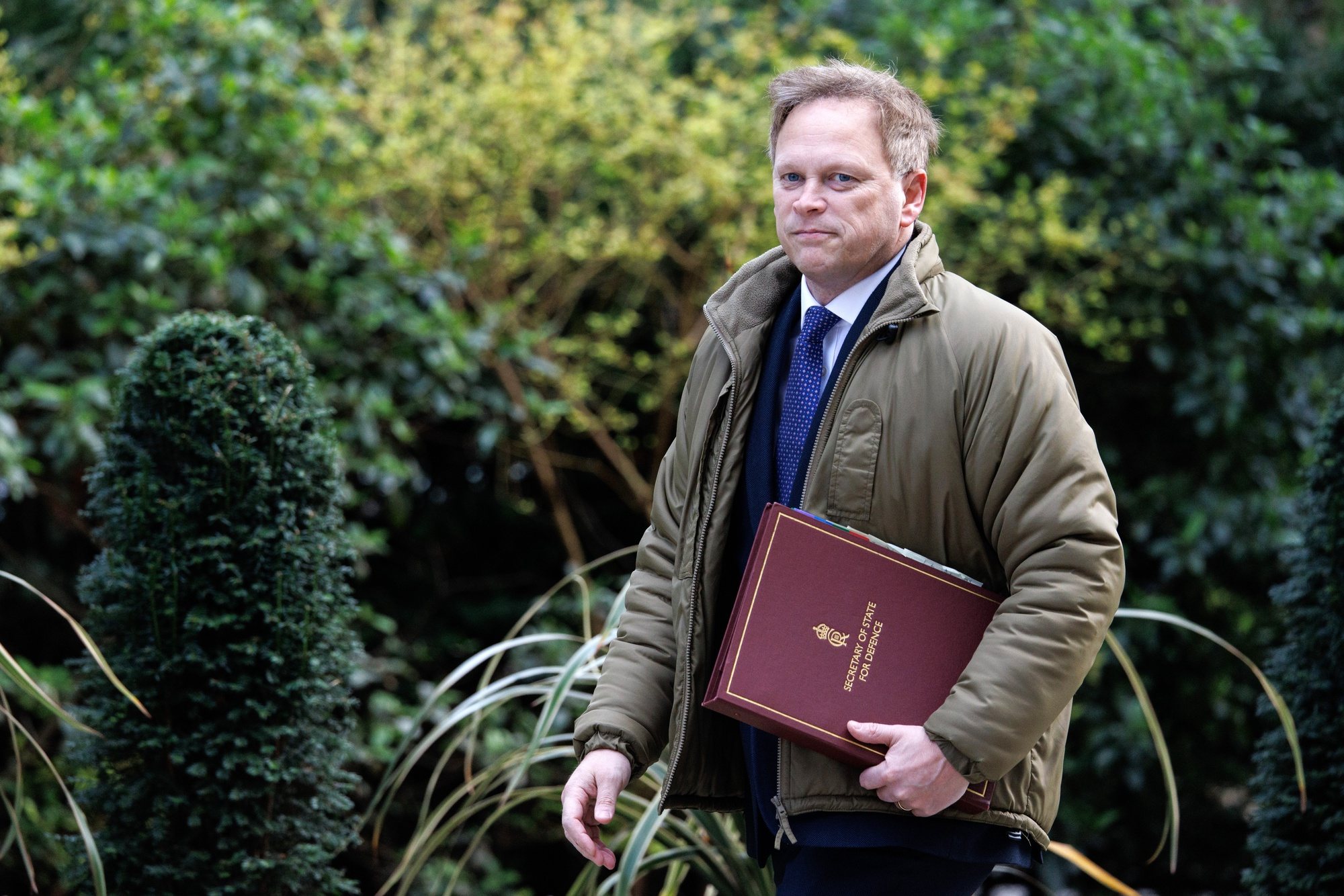 epa11244228 British Defence Secretary, Grant Shapps, arrives at Downing Street for a UK government cabinet meeting in London, Britain, 26 March 2024.  EPA/TOLGA AKMEN