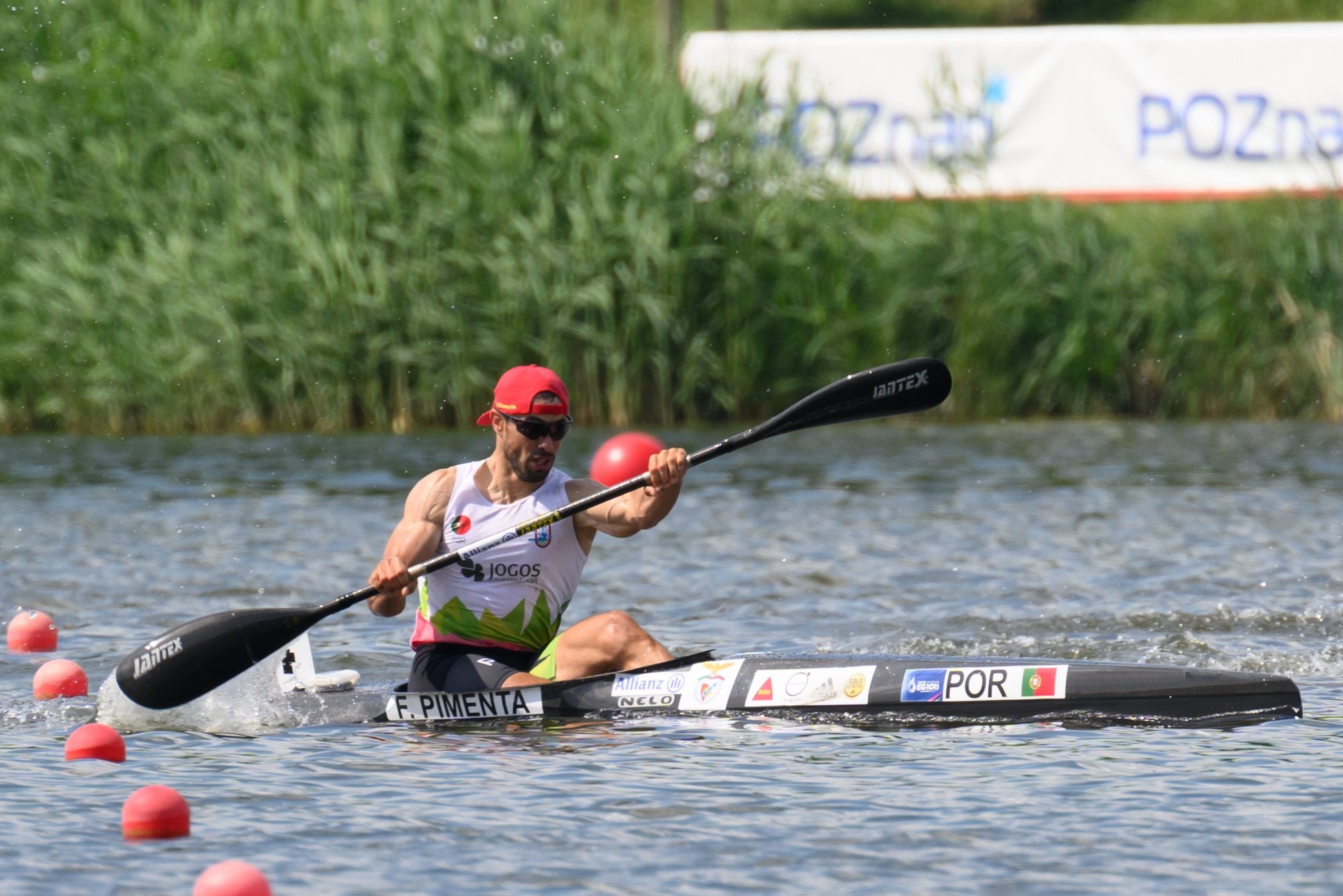 epa11370011 Fernando Pimenta of Portugal competes in the Men&#039;s K1 500m final race at the ICF Canoe Kayak World Cup in Poznan, Poland, 25 May 2024.  EPA/Jakub Kaczmarczyk POLAND OUT