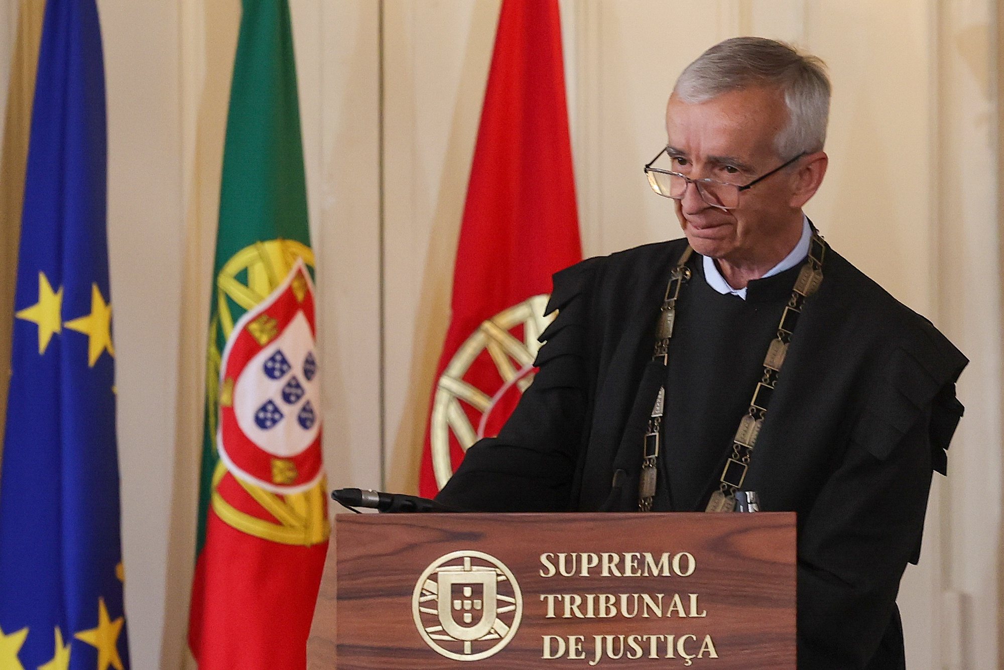 O juiz conselheiro João Cura Mariano discursa na tomada de posse como presidente do Supremo Tribunal de Justiça (STJ), em Lisboa, 4 de junho de 2024. JOÃO RELVAS/LUSA