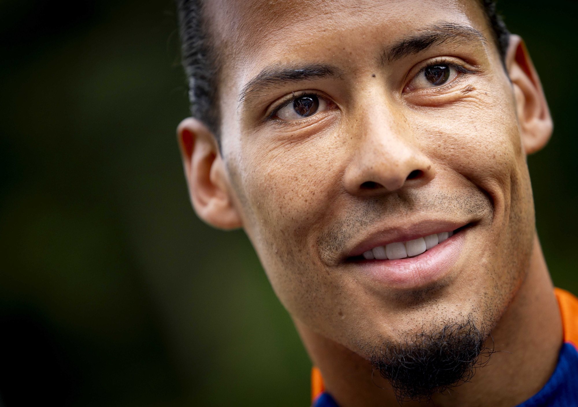 epa11374204 Virgil van Dijk of the Netherlands speaks of to the media during a training session, in Zeist, the the Netherlands, 27 May 2024. The Dutch national team is preparing for the UEFA EURO 2024 which will be held from 14 June to 14 July 2024 in Germany.  EPA/KOEN VAN WEEL