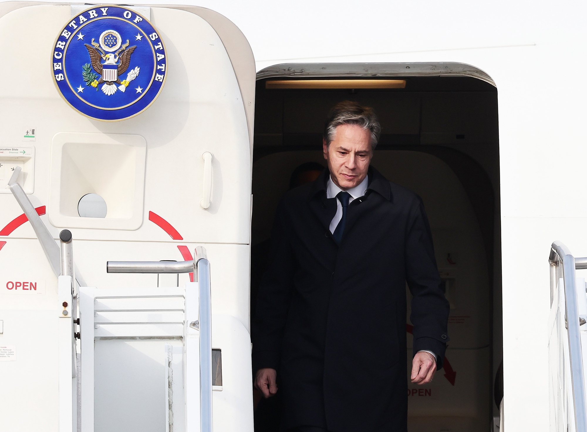 epa11225314 U.S. Secretary of State Antony Blinken arrives at Osan Air Base in Pyeongtak, 60 kilometers south of Seoul, South Korea, 17 March 2024, on a two-day trip to attend a ministerial session of the Summit for Democracy.  EPA/YONHAP SOUTH KOREA OUT