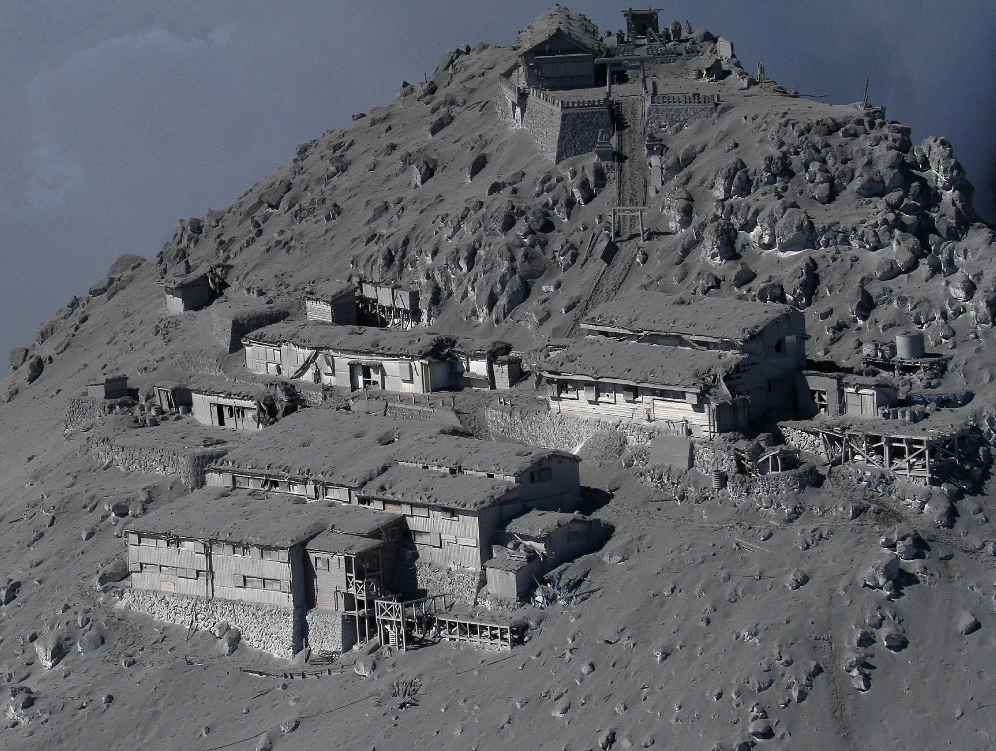 A erupção do Monte Ontake em fotografias – Observador