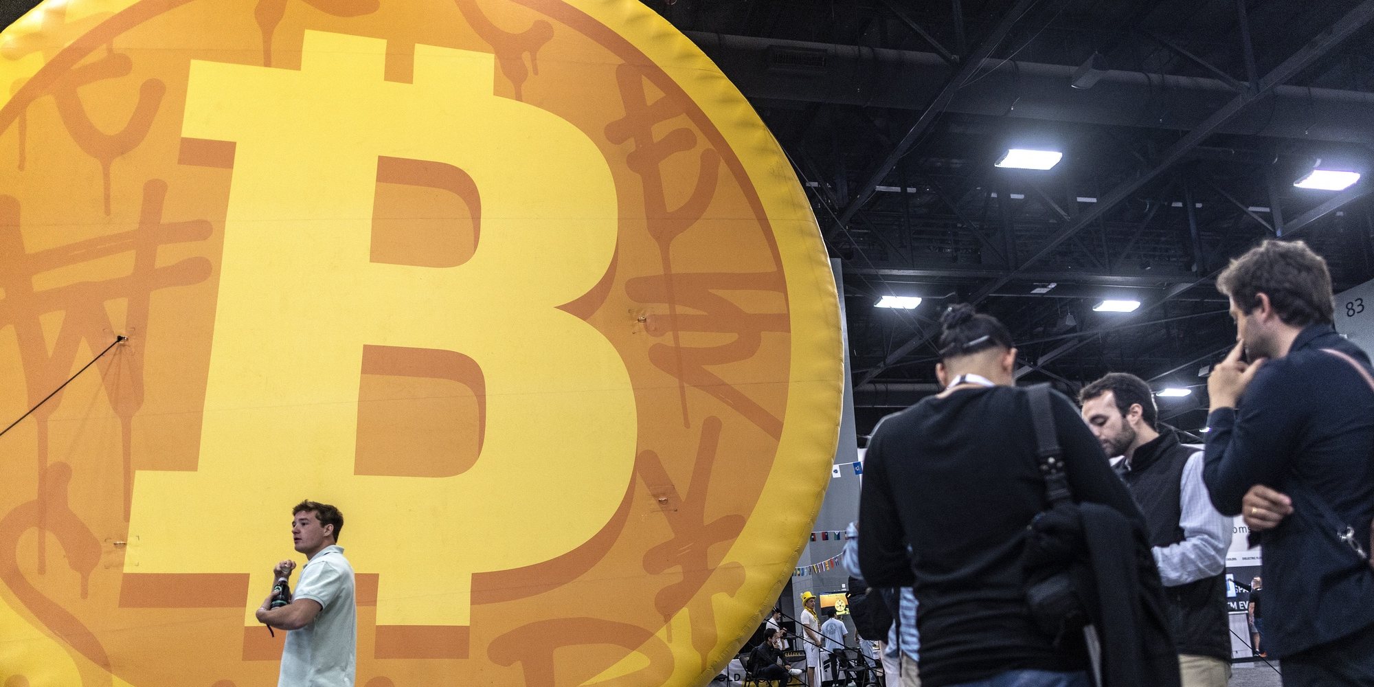 epa10637199 People attend the Bitcoin 2023 conference at the Miami Beach Convention Center in Miami Beach, Florida, USA, 18 May 2023. Bitcoin 2023 is the biggest bitcoin event in the world that features, for its 2023 edition, about 150 speakers and a showcase of more than 2,000 companies.  EPA/CRISTOBAL HERRERA-ULASHKEVICH
