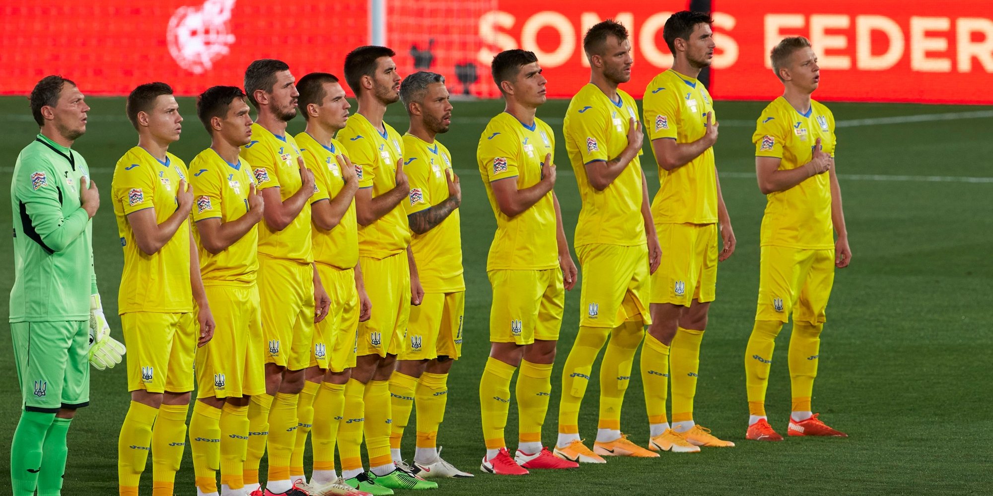 Ucrânia ganhou o seu grupo na fase de qualificação, com seis vitórias e dois empates com Portugal, Sérvia, Luxemburgo e Lituânia