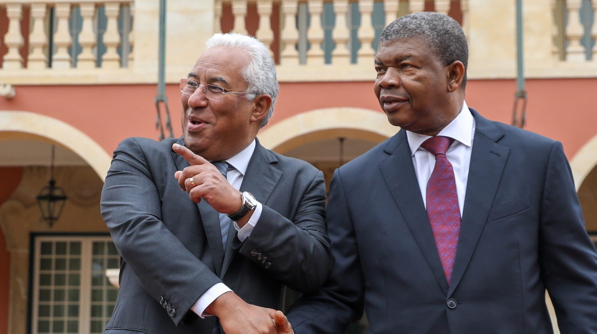 O Estado angolano já recuperou seis mil milhões de dólares (5,5 mil milhões de euros) e apreendeu outros 21 mil milhões de dólares (19,5 mil milhões de euros) no âmbito do confisco de ativos