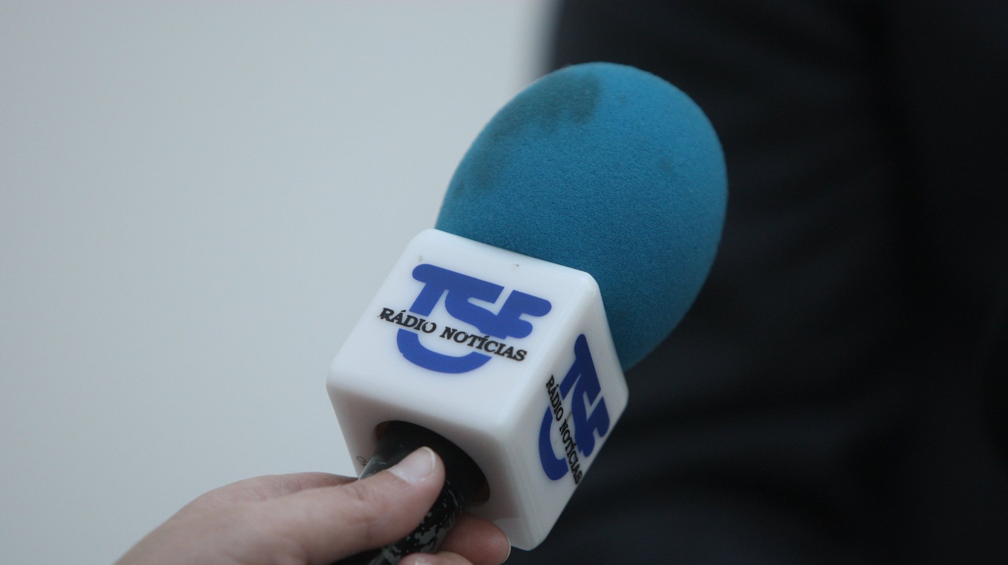 Microfone da TSF, 25 de Fevereiro de 2008.   INACIO ROSA/LUSA