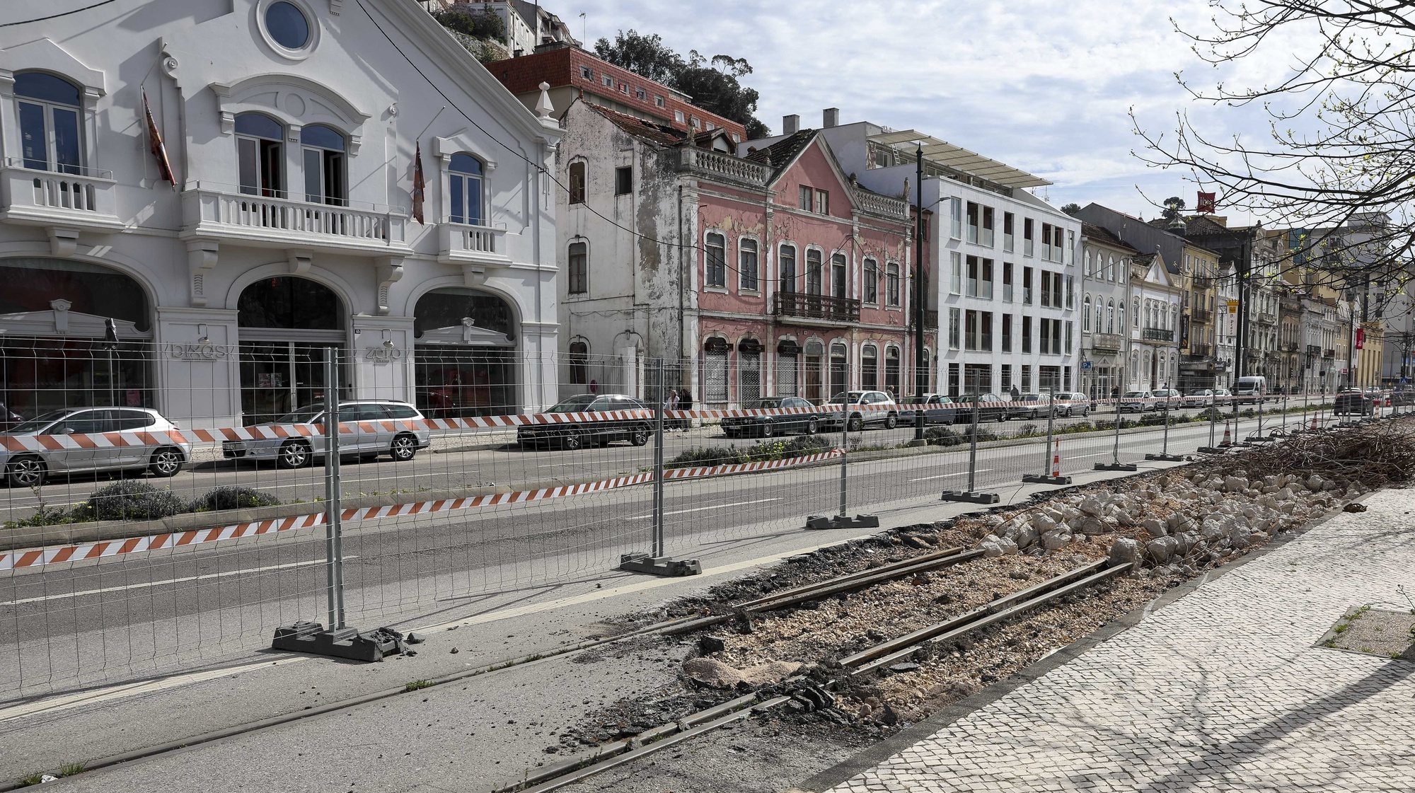 Obras do projeto do Metrobus, da Metro Mondego-sistema de mobilidade de Mondego, em Coimbra, 16 de março de 2023. (ACOMPANHA TEXTO DE 19 DE MARÇO DE 2023). PAULO NOVAIS/LUSA