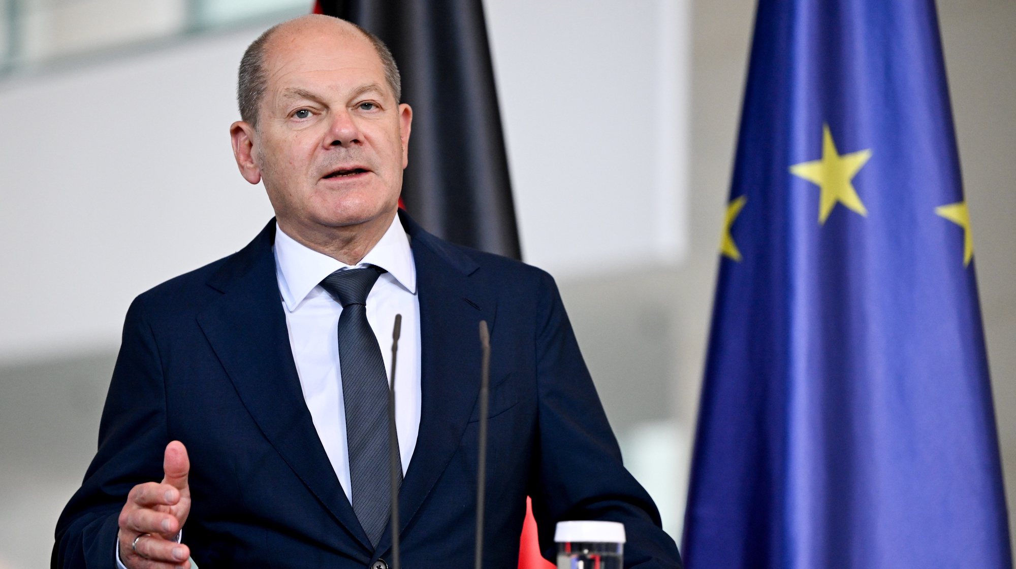epa10726204 German Chancellor Olaf Scholz speaks during a press conference with Romanian Prime Minister Marcel Ciolacu (unseen) at the Chancellery in Berlin, Germany, 04 July 2023.  EPA/Filip Singer