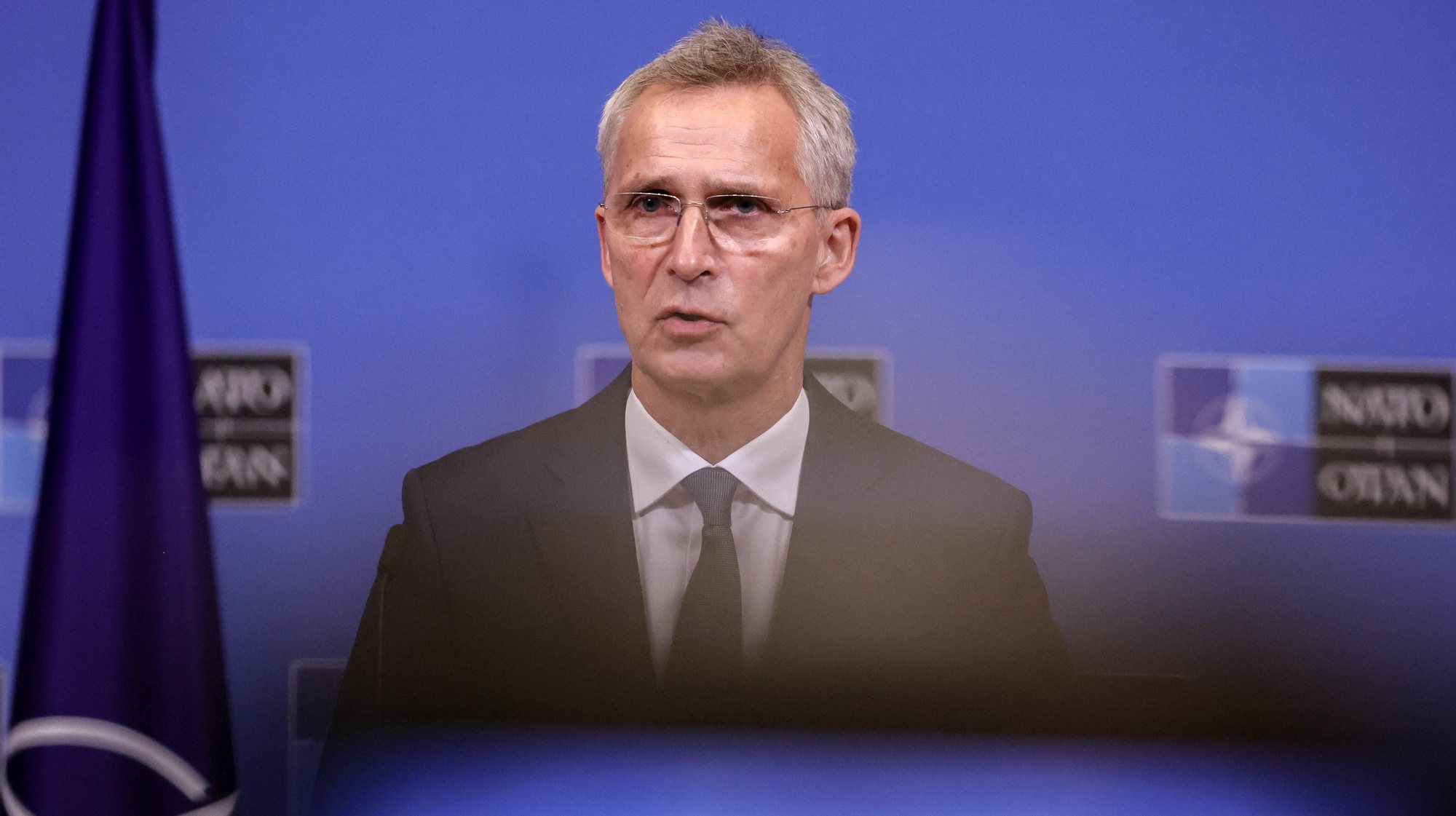 epa10978433 NATO Secretary General Jens Stoltenberg speaks during a joint press conference with Latvian President Edgars Rinkevics (not pictured) at the Alliance&#039;s headquarters in Brussels, Belgium, 16 November 2023.  EPA/OLIVIER MATTHYS