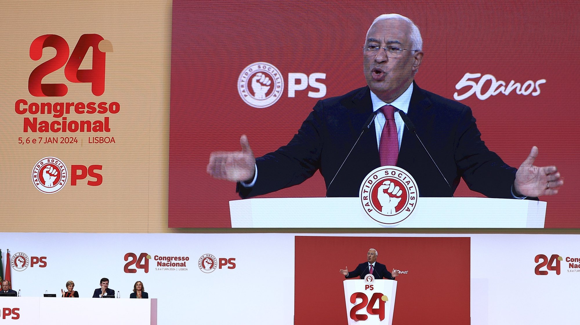 O primeiro-ministro, António Costa, intervém durante o XXIV Congresso Nacional do Partido Socialista (PS), na Feira Internacional de Lisboa, 05 de janeiro de 2024. ANTÓNIO COTRIM/LUSA