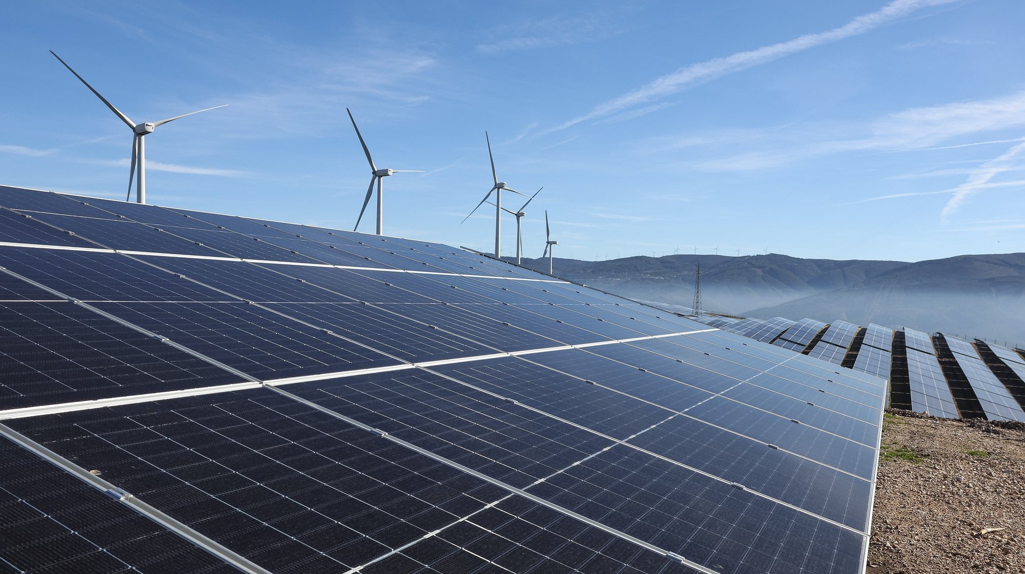 Aspetos do projeto híbrido EDP Renováveis no Monte de Vez durante uma visita/inauguração, Penela,19 de fevereiro de 2024. Trata-se de um projeto híbrido de energias renováveis – que combina energia eólica com solar. PAULO NOVAIS/LUSA