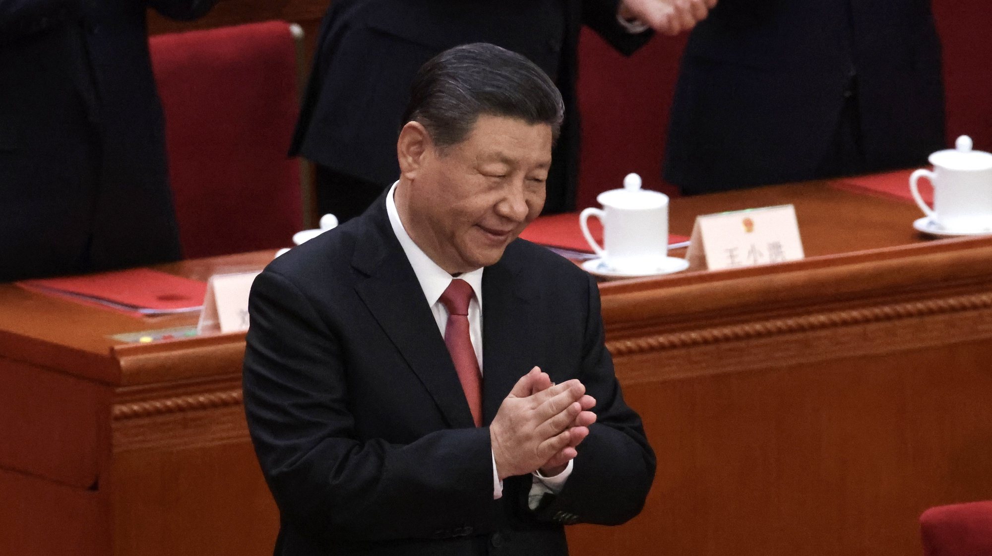 epa11213676 Chinese President Xi Jinping claps during the closing meeting of the second session of the 14th National People&#039;s Congress (NPC) at the Great Hall of the People in Beijing, China, 11 March 2024. China holds two major annual political meetings, the National People&#039;s Congress (NPC) and the Chinese People&#039;s Political Consultative Conference (CPPCC), which run alongside each other and are known as &#039;Lianghui&#039; or &#039;Two Sessions.&#039;  EPA/ANDRES MARTINEZ CASARES
