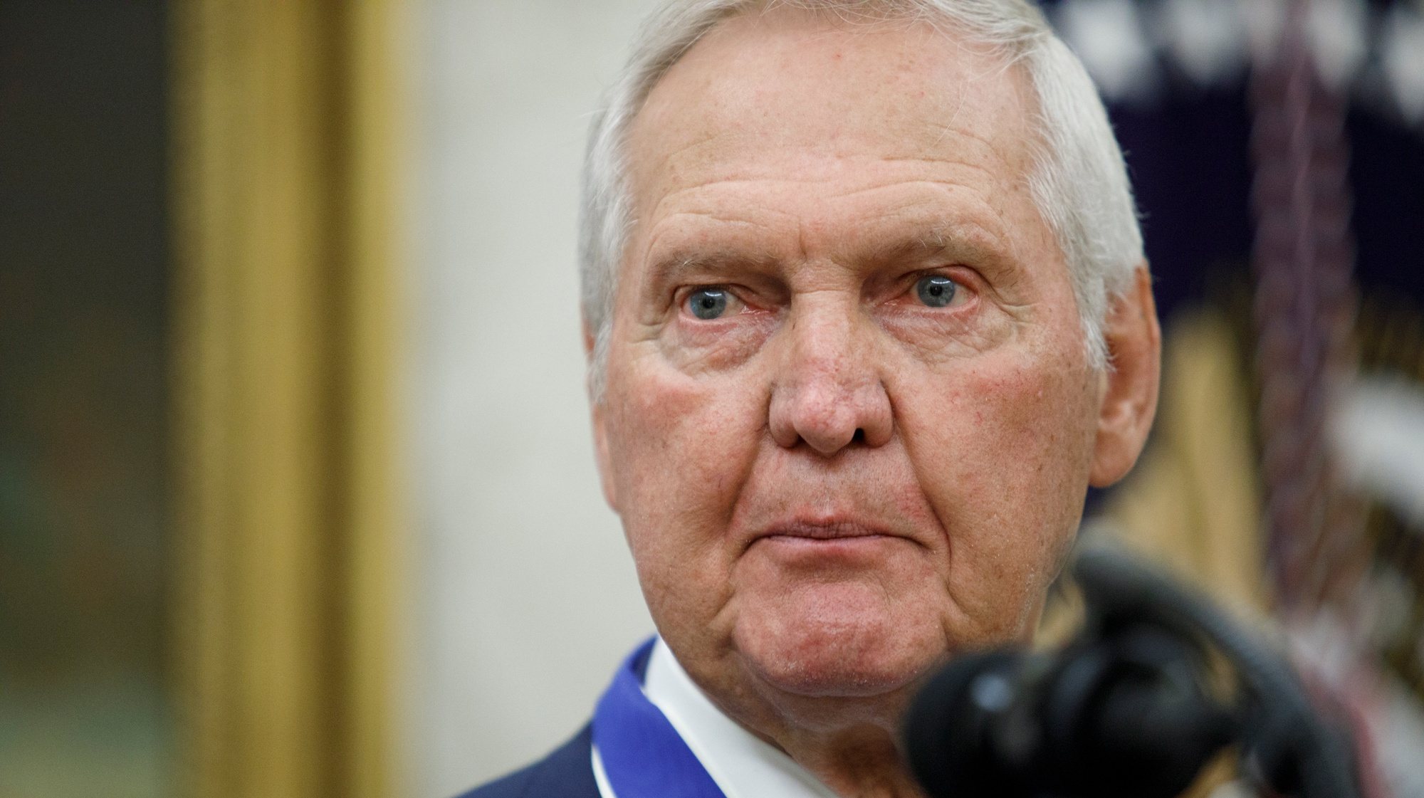 epa07821270 NBA Hall of Fame member Jerry West after receivng the Presidential Medal of Freedom from US President Donald J. Trump during a ceremony inside of the Oval Office at the White House in Washington, DC, USA, 05 September 2019. West, 81, graduated from West Virginia University and played fourteen seasons with the Los Angeles Lakers.  EPA/TOM BRENNER / POOL