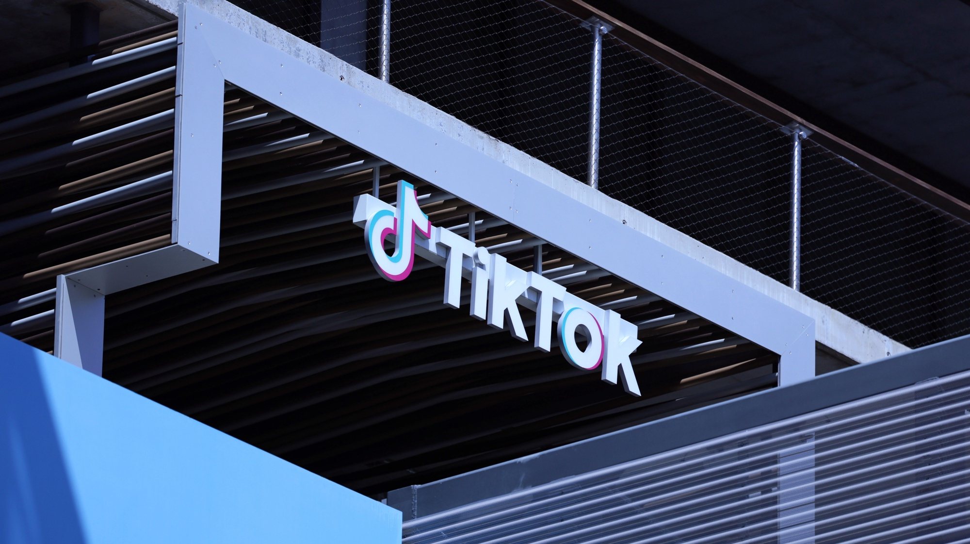 epa11298581 A sign is on display at TikTok in Los Angeles, California, USA, 24 April 2024. US President Biden signed on 24 April a law that would ban Chinese-owned TikTok unless it is sold within a year.  EPA/ALLISON DINNER