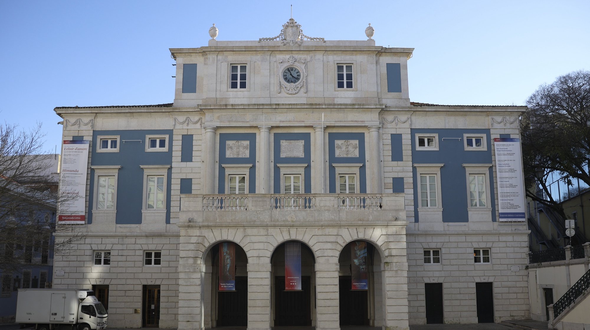 Fachada do Teatro Nacional de São Carlos, Lisboa, 25 de janeiro de 2023. CARLOS M. ALMEIDA/LUSA