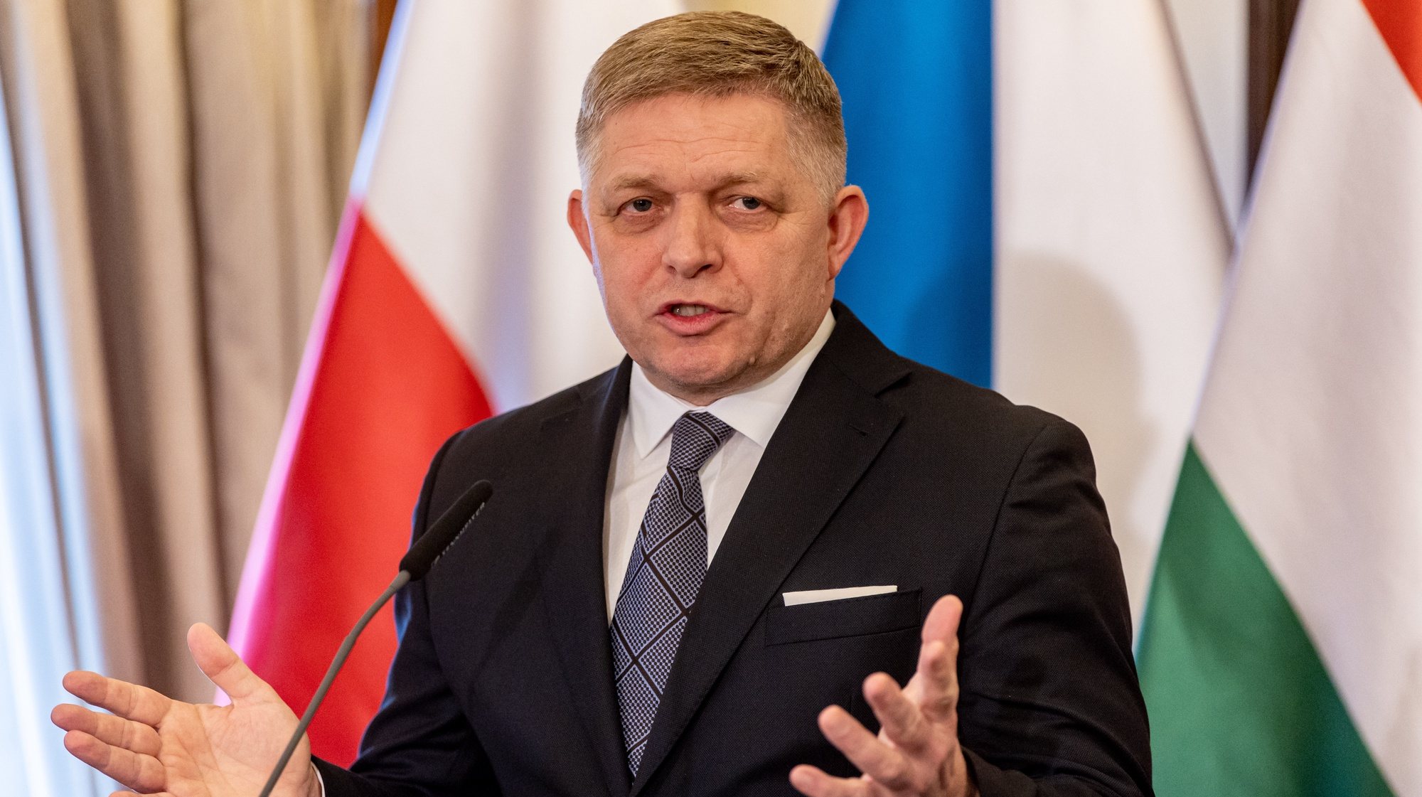 epa11184397 Slovak Prime Minister Robert Fico attends a press conference during the meeting of the Visegrad Group (V4) Prime Ministers in Prague, Czech Republic, 27 February 2023.  EPA/MARTIN DIVISEK