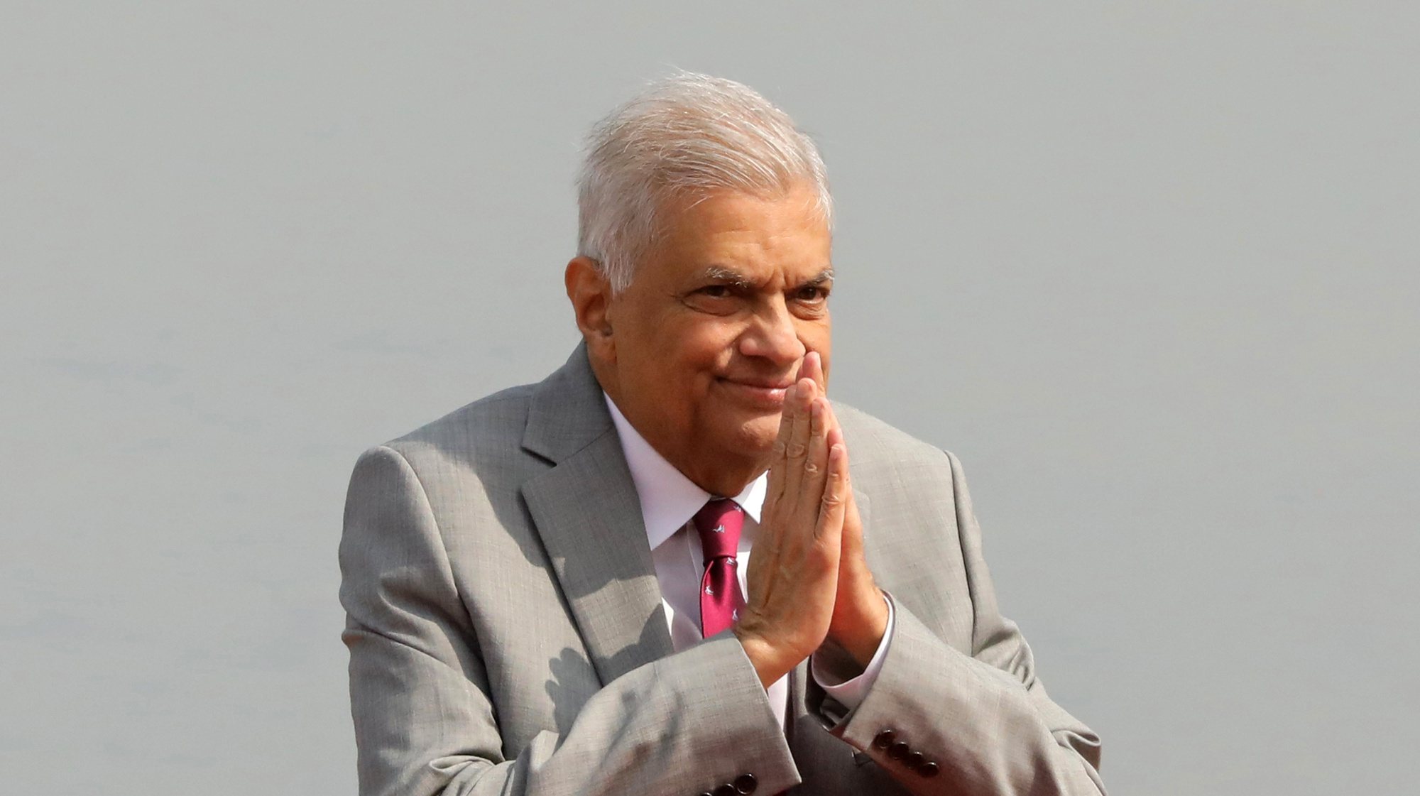 epa11133004 Sri Lankan president Ranil Wickremesinghe arrives at the parliament complex to address the ceremonial inauguration of the fifth session of the ninth Parliament in Colombo, Sri Lanka, 07 February 2024. Sri Lankan President Ranil Wickremesinghe prorogued the fourth session of the Ninth Parliament in accordance with the powers vested in him by the Constitution, with effect from 26 January 2024, and fixed 07 February 2024, for the commencement of the fifth session of the Ninth Parliament.  EPA/CHAMILA KARUNARATHNE