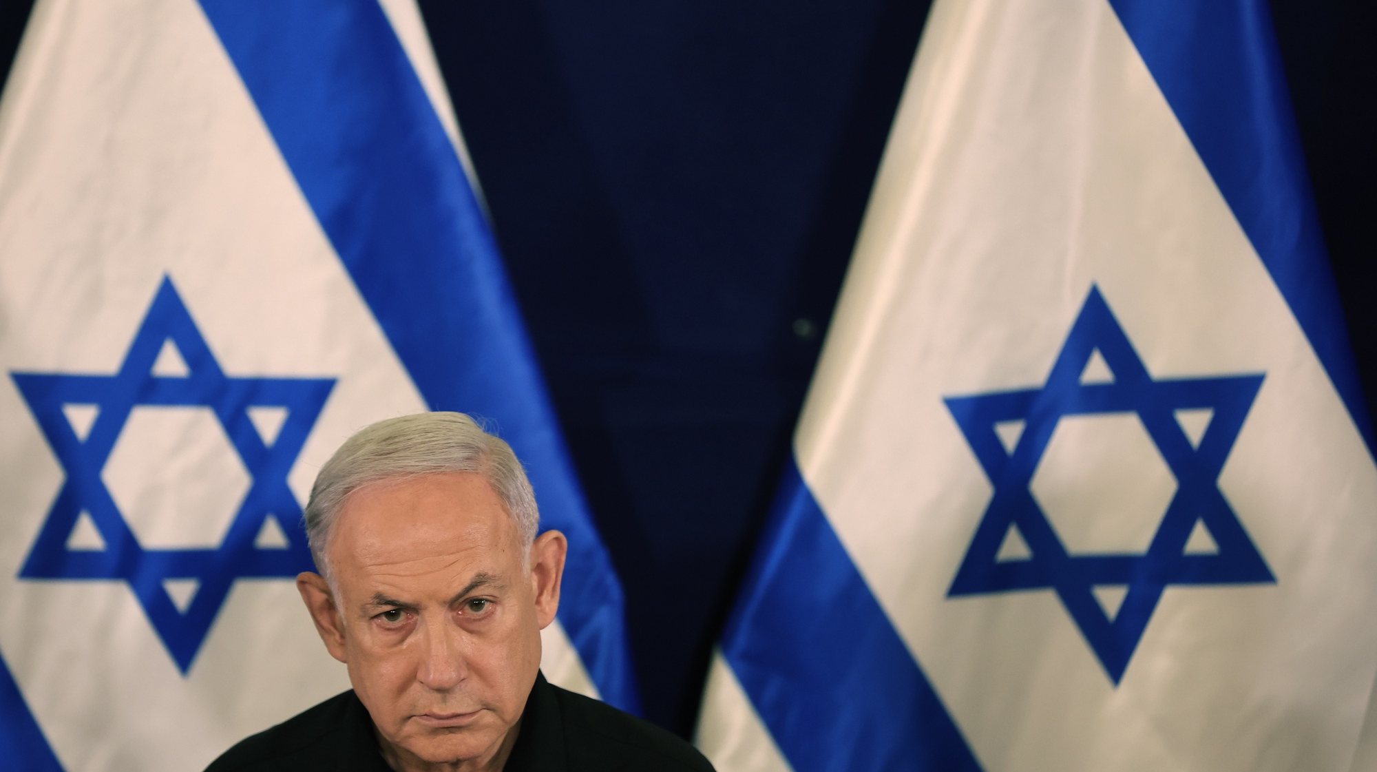 epa10945792 Israel&#039;s Prime Minister Benjamin Netanyahu addresses a press conference in The Kirya military base in Tel Aviv, Israel, 28 October 2023.  EPA/ABIR SULTAN / POOL