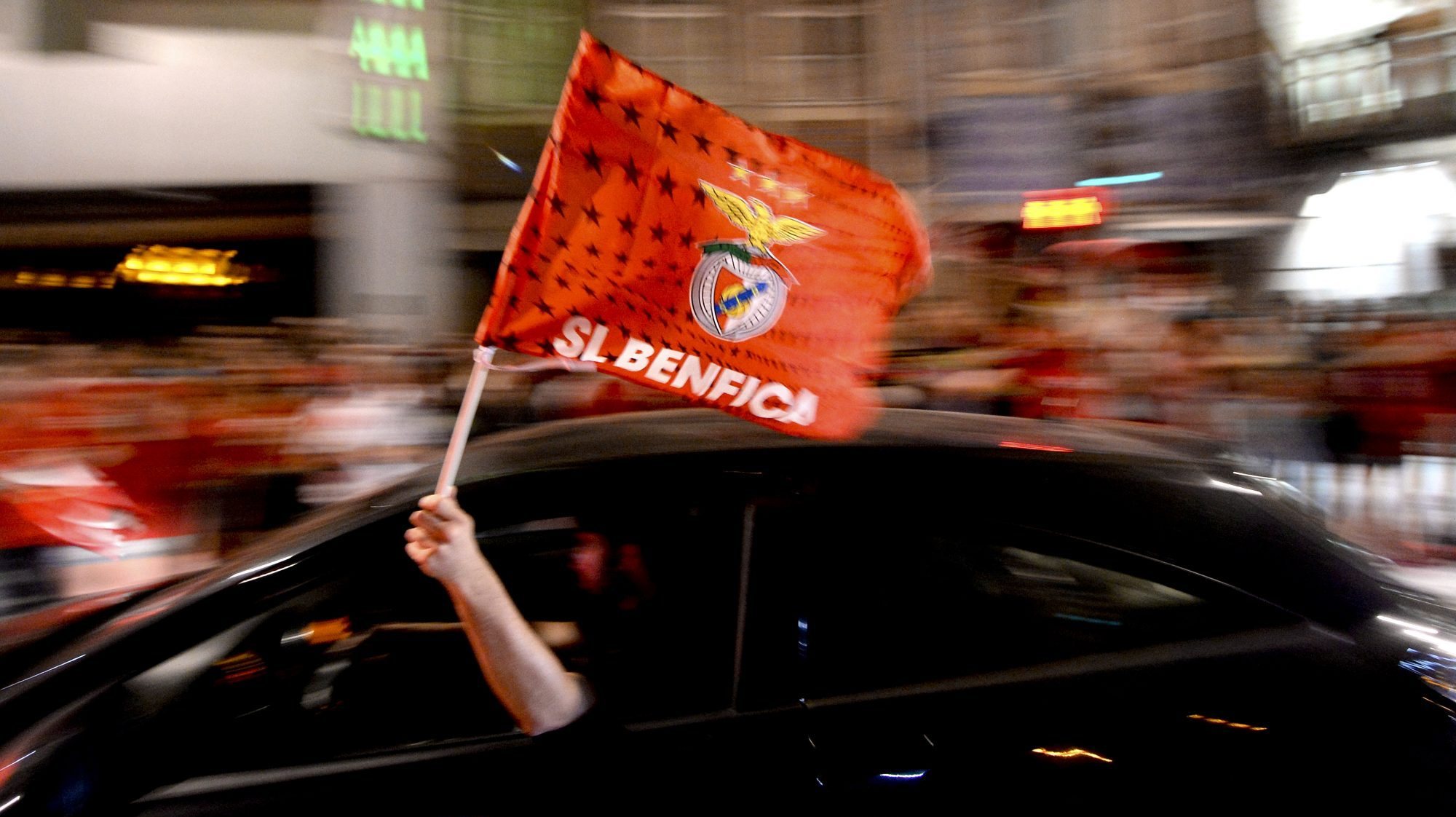 Como o Benfica, o Rangers também se pode qualificar, sendo que também não depende só de si, tal como a Roma, de Paulo Fonseca, no Grupo A, o Granada, no E, e o Lille, no H