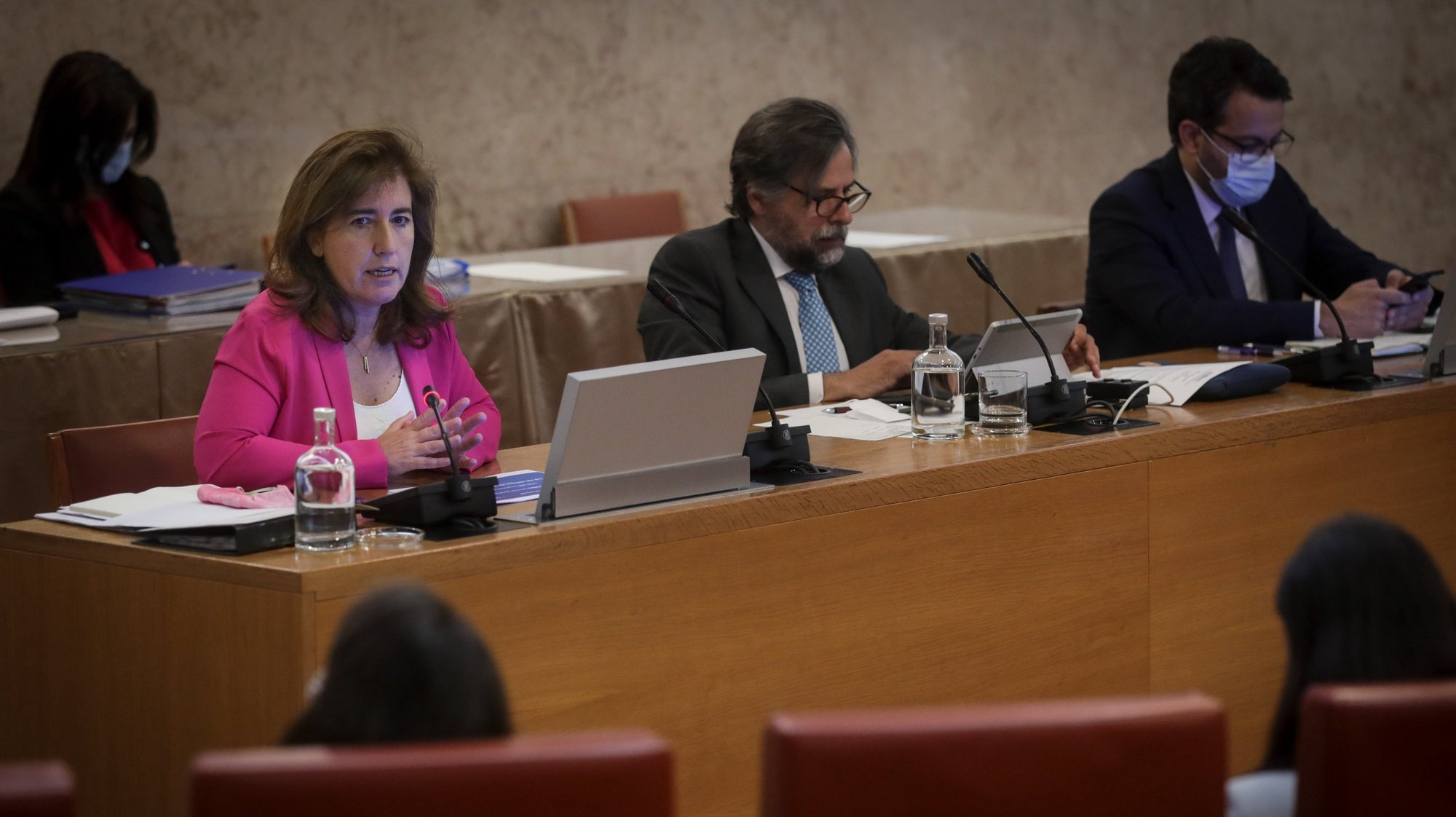 A ministra do Trabalho, Solidariedade e Segurança Social, Ana Mendes Godinho, fala perante a Comissão de Trabalho e Segurança Social, na Assembleia da República em Lisboa, 26 de maio de 2021. TIAGO PETINGA/LUSA