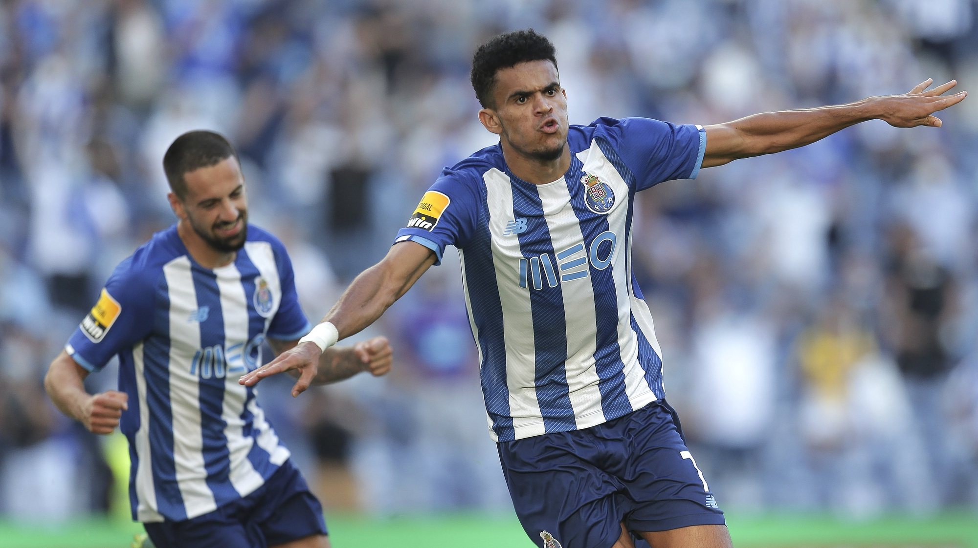 FC Porto player Luis Diaz (R) celebrates after scoring his goal against Belenenses SAD, during their Portuguese First First League soccer match, held at Dragão stadium in Porto, Portugal, 8th August 2021. MANUEL FERNANDO ARAUJO/LUSA
