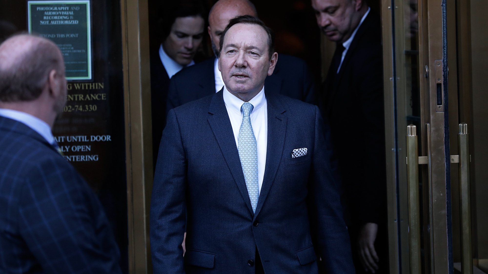 epa10228258 US Actor Kevin Spacey exits federal court in New York, New York, USA, 06 October 2022. Actor Anthony Rapp has brought a sexual civil suit alleging he was abused by Spacey in 1986 when Rapp was 14 years old.  EPA/Peter Foley