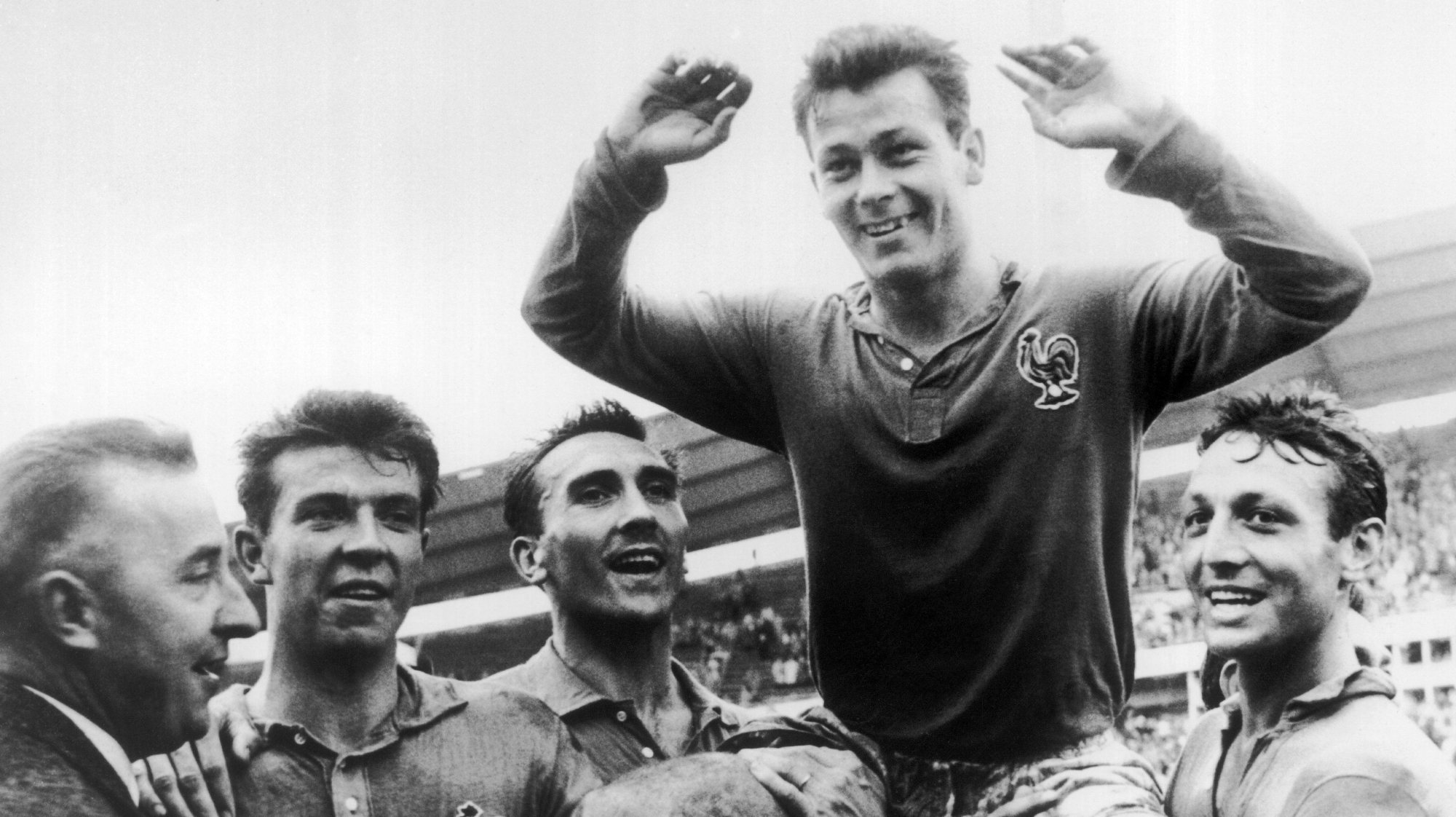Três ao Paraguai, dois à Jugoslávia, um à Escócia, dois à Irlanda do Norte, um ao Brasil, quatro à RFA: as vítimas de Fontaine no Mundial de 1958