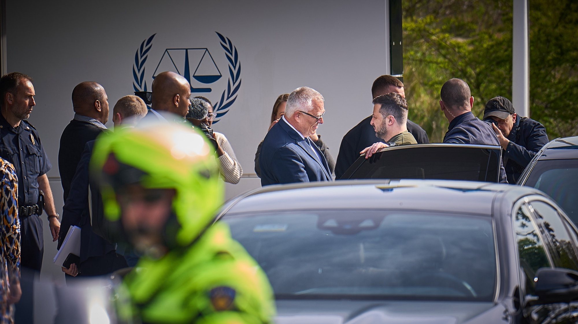 epa10607843 Ukrainian President Volodymyr Zelensky arrives at the International Criminal Court in The Hague, Netherlands, 04 May 2023.  EPA/Phil Nijhuis