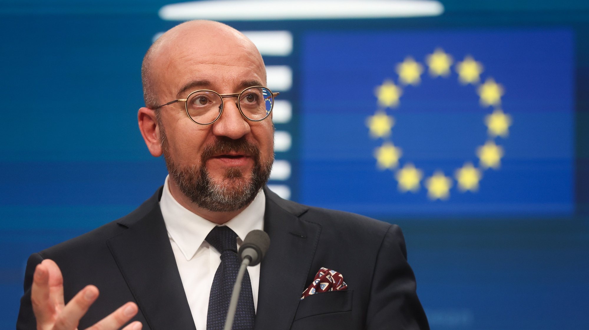 epa11286734 European Council President Charles Michel speaks during a special meeting of the European Council in Brussels, Belgium, 18 April 2024. EU leaders gather in Brussels for a two-day summit to discuss the economy and competitiveness, among other issues.  EPA/OLIVIER HOSLET