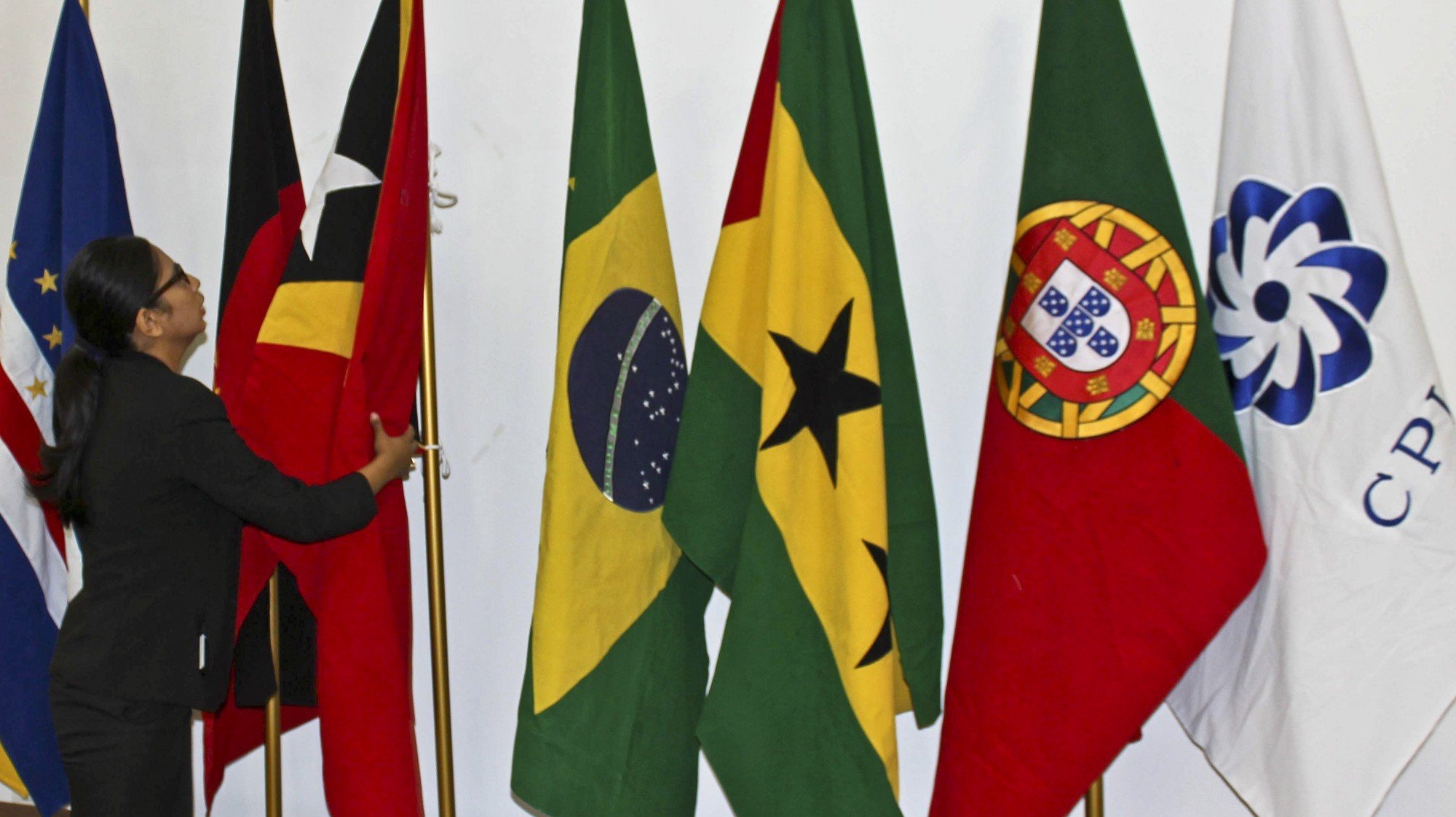 Os chefes de Estado e de governo da CPLP aprovaram em 17 de julho, em Luanda, o Acordo sobre a Mobilidade