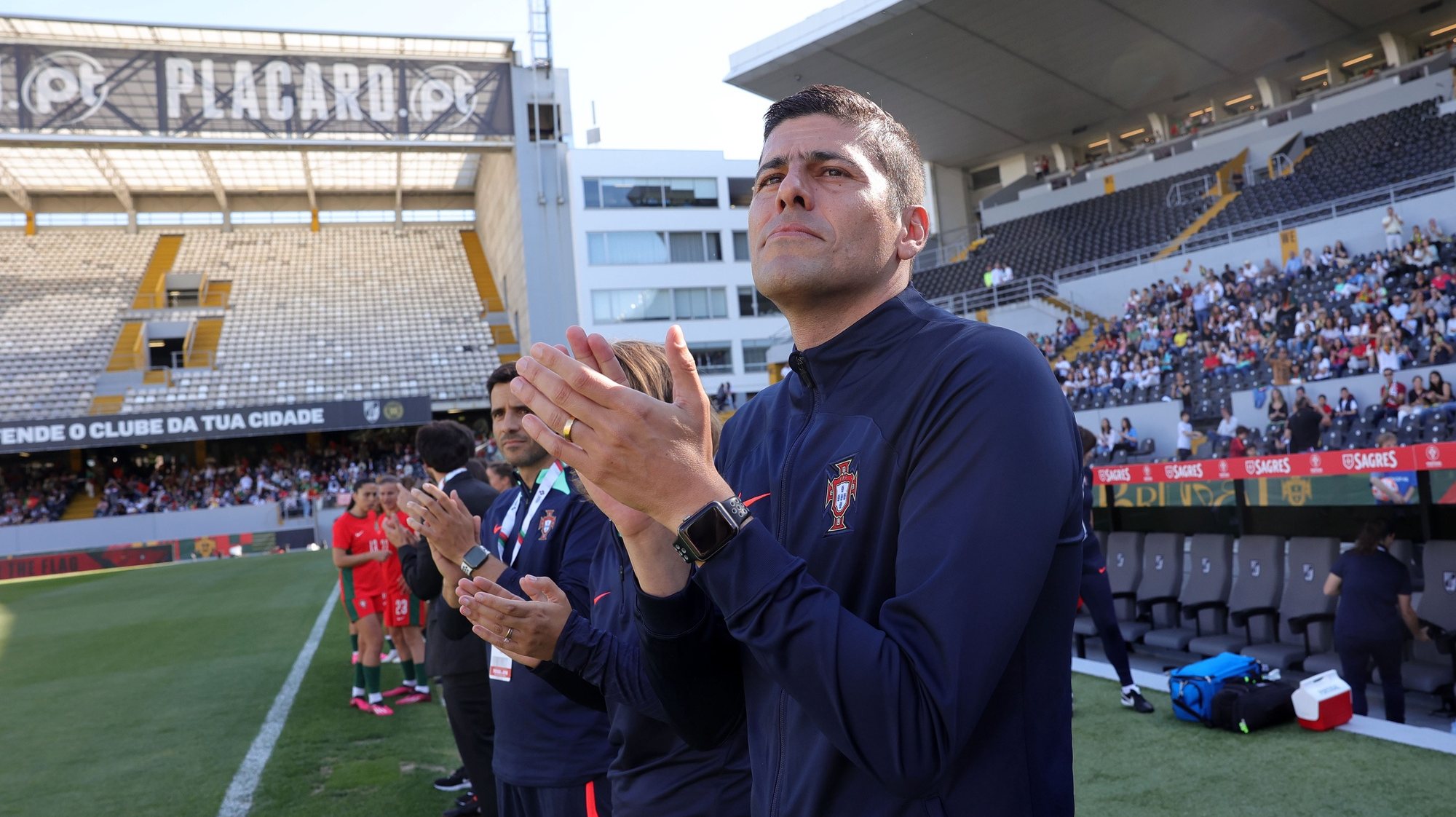 Portugal&#039;s head coach Francisco Neto applauds ahead of the Women&#039;s World Cup 2023 preparation soccer match between Portugal and Japan, at D. Afonso Henriques stadium in Guimaraes, Portugal, 07 April 2023. ESTELA SILVA/LUSA