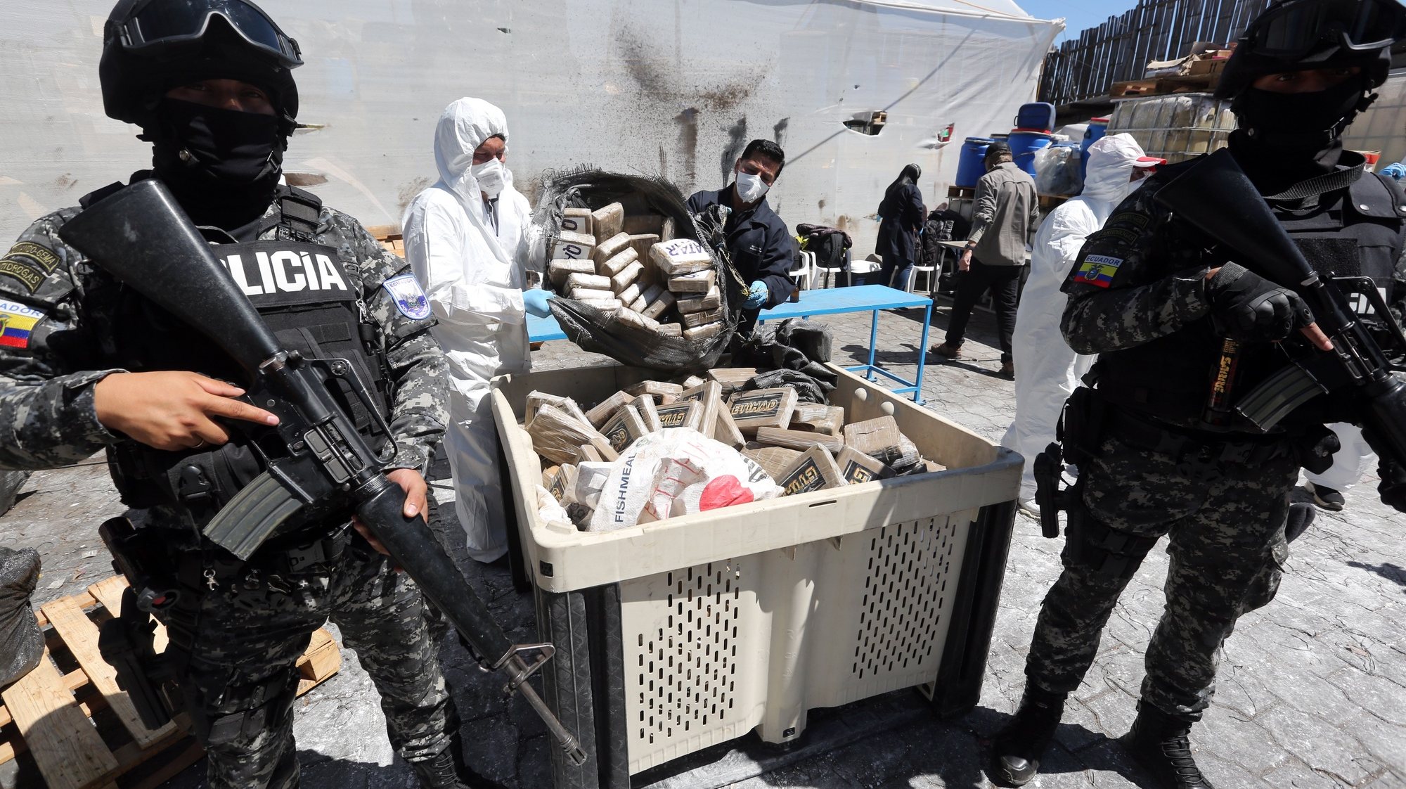 epa11104326 A handout photo made available by the Ecuador Presidency shows a drug destruction operation, in Quito, Ecuador, 25 January 2024. The authorities of Ecuador began to destroy the largest drug seizure in the country&#039;s history, which amounts to 21.5 tons of cocaine found last weekend in an underground warehouse on a rural farm. The record seizure from Ecuador, with an approximate value of about one billion dollars in international markets, will be destroyed using the encapsulation technique, where cocaine is mixed with cement, sand and other elements until its properties are neutralized.  EPA/ECUADOR PRESIDENCY HANDOUT  HANDOUT EDITORIAL USE ONLY/NO SALES HANDOUT EDITORIAL USE ONLY/NO SALES