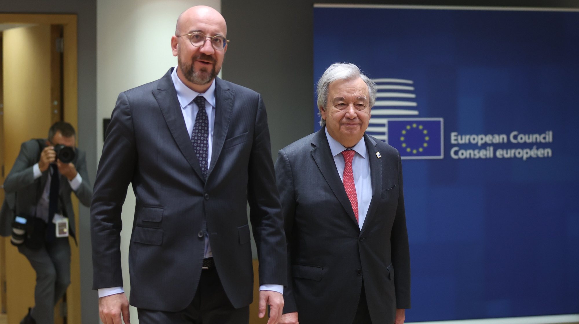 epa11233853 European Council President Charles Michel (L) and United Nations Secretary-General Antonio Guterres during the European Council meeting in Brussels, Belgium, 21 March 2024. EU leaders are expected to address security and defence, continued support to Ukraine and the situation in the Middle-East as well as the EU&#039;s enlargement, external relations, migration, agriculture and the European Semester during a two-day summit.  EPA/OLIVIER HOSLET