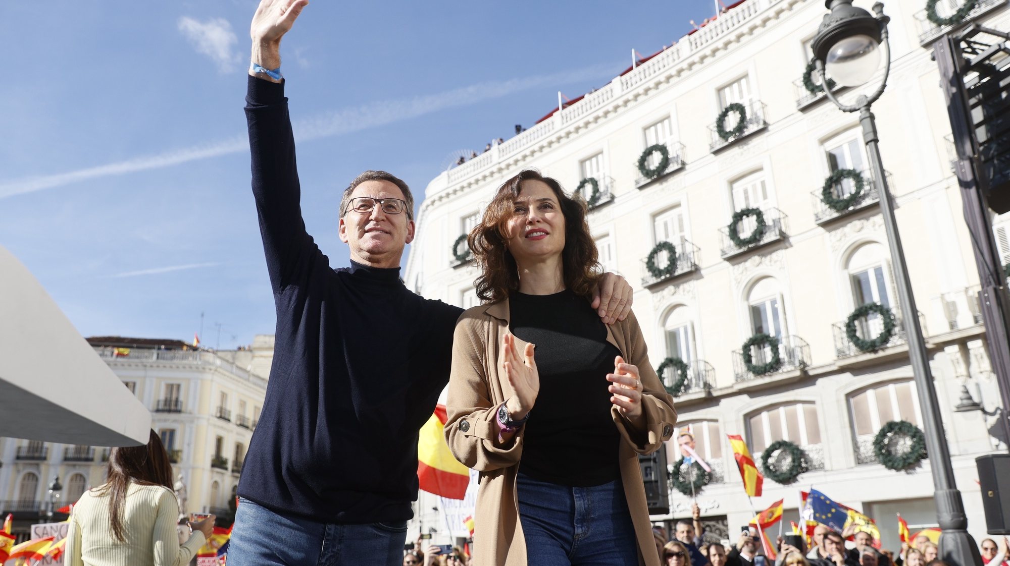 epa10971386 Leader of Spain&#039;s People&#039;s Party (PP) Alberto Nunez-Feijoo (L) and President of Madrid&#039;s regional Government Isabel Diaz Ayuso attend a demonstration called by right wing parties against the so-called Amnesty Law, at Puerta del Sol square in Madrid, Spain, 12 November 2023. Spain&#039;s ruling party PSOE struck a deal with Catalan pro-independence party Junts per Catalunya (JxCat), led by former Catalan President Carles Puigdemont, so that Spain&#039;s acting Prime Minister Pedro Sanchez can be invested for a second term. In exchange for the key support of his seven JxCat MPs, Puigdemont demanded an amnesty for hundreds of people who faced legal action over their roles in Catalonia&#039;s failed push for independence in 2017.  EPA/MARISCAL