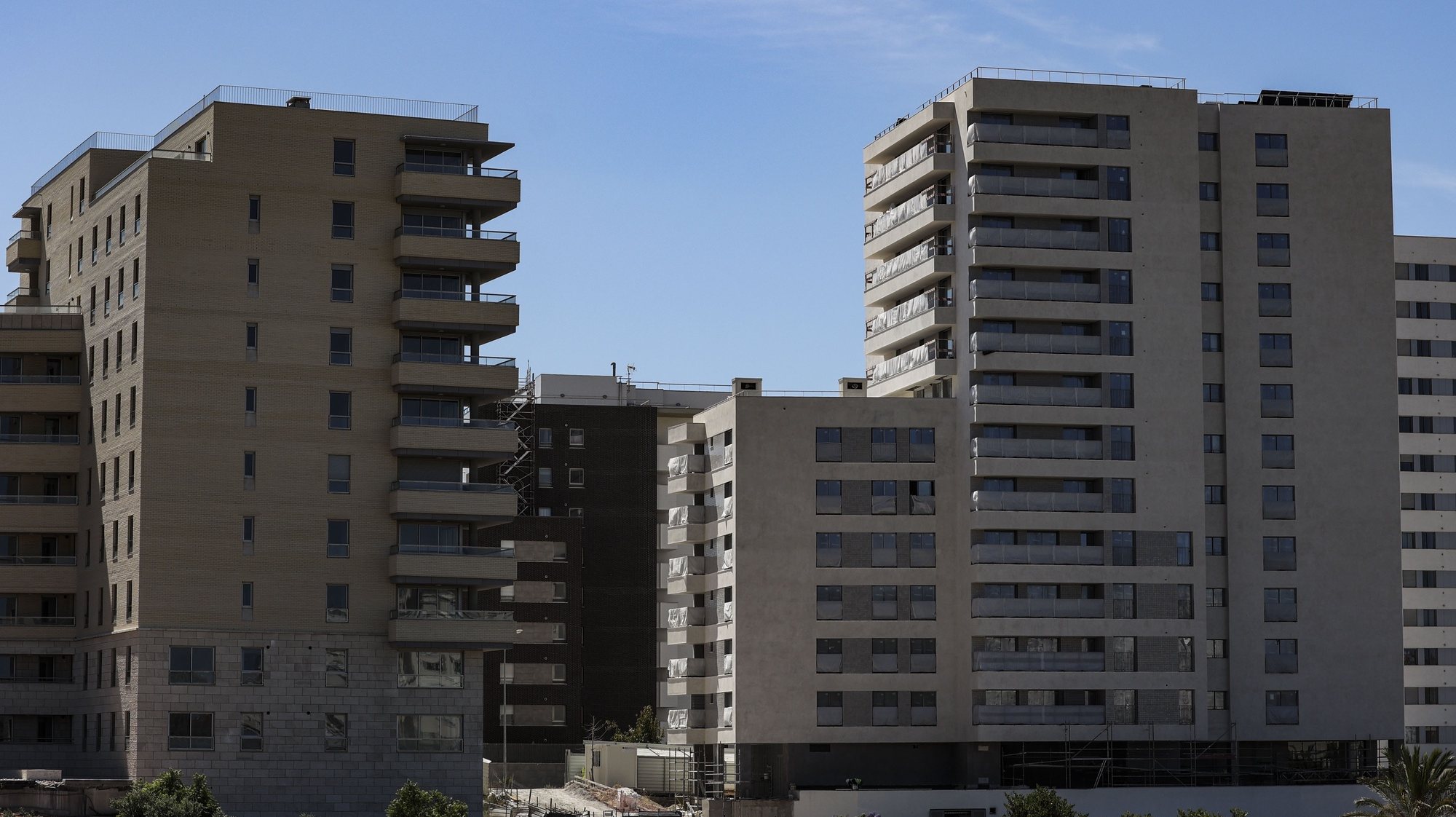 Prédio para habitação própria, arendar, vender ou alugar no distrito de Lisboa, 31 de agosto de 2023. MIGUEL A. LOPES/LUSA