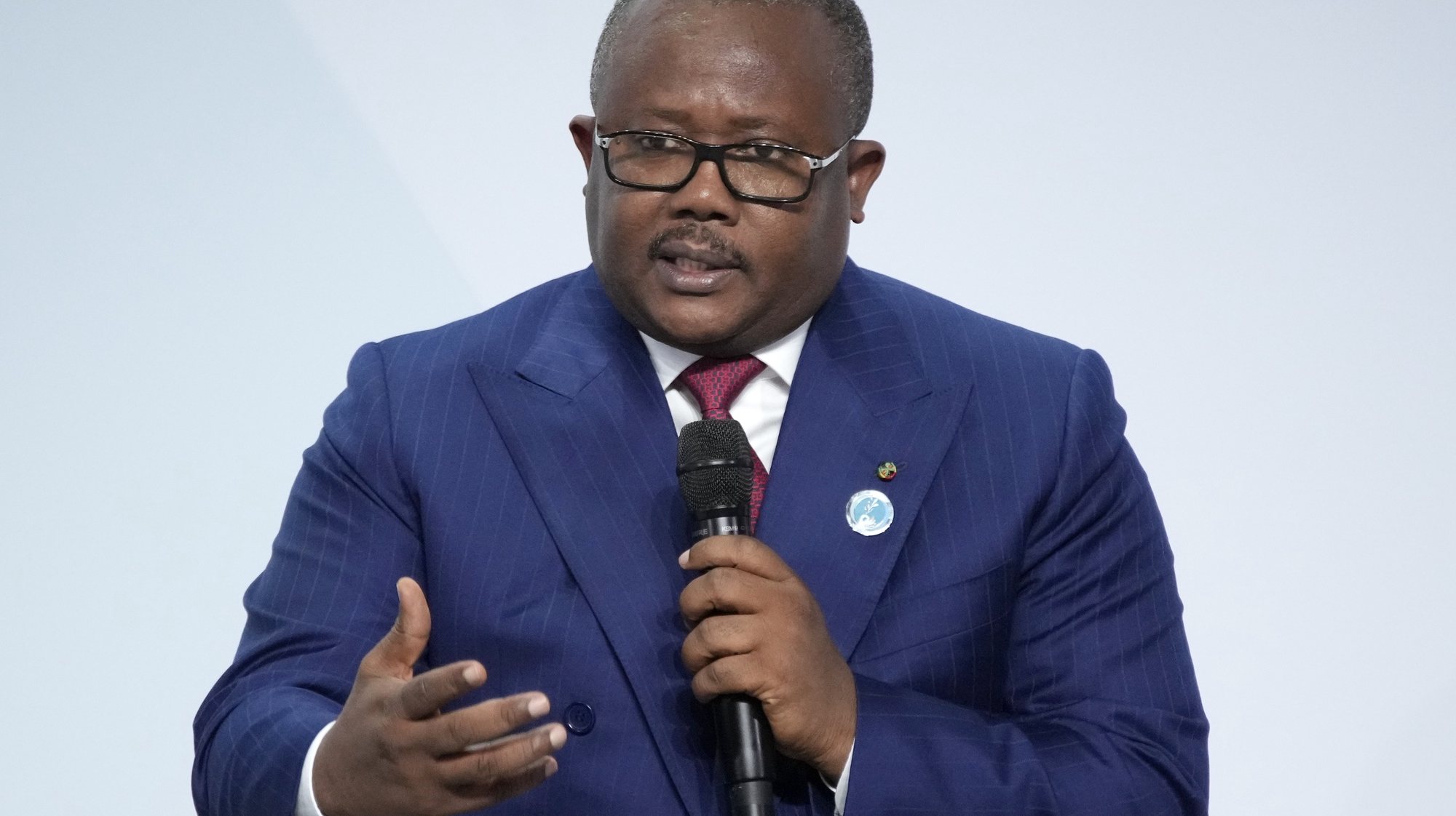 epa10300141 Guinea Bissau President Umaro Sissoco Embalo speaks at the Peace Forum in Paris, France, 11 November 2022. France hosts leaders from multiple countries to discuss world peace and what to do about Ukraine  EPA/Christophe Ena / POOL MAXPPP OUT