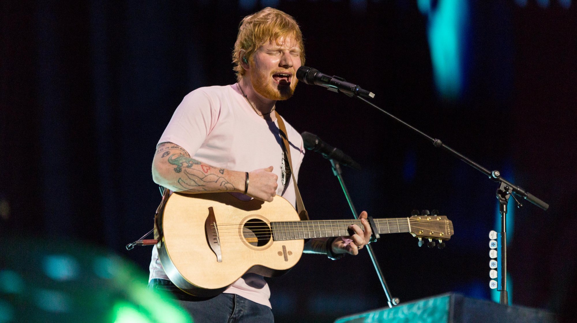 Ed Sheeran regressa a Portugal, depois de ter atuado no Estádio da Luz em 2019