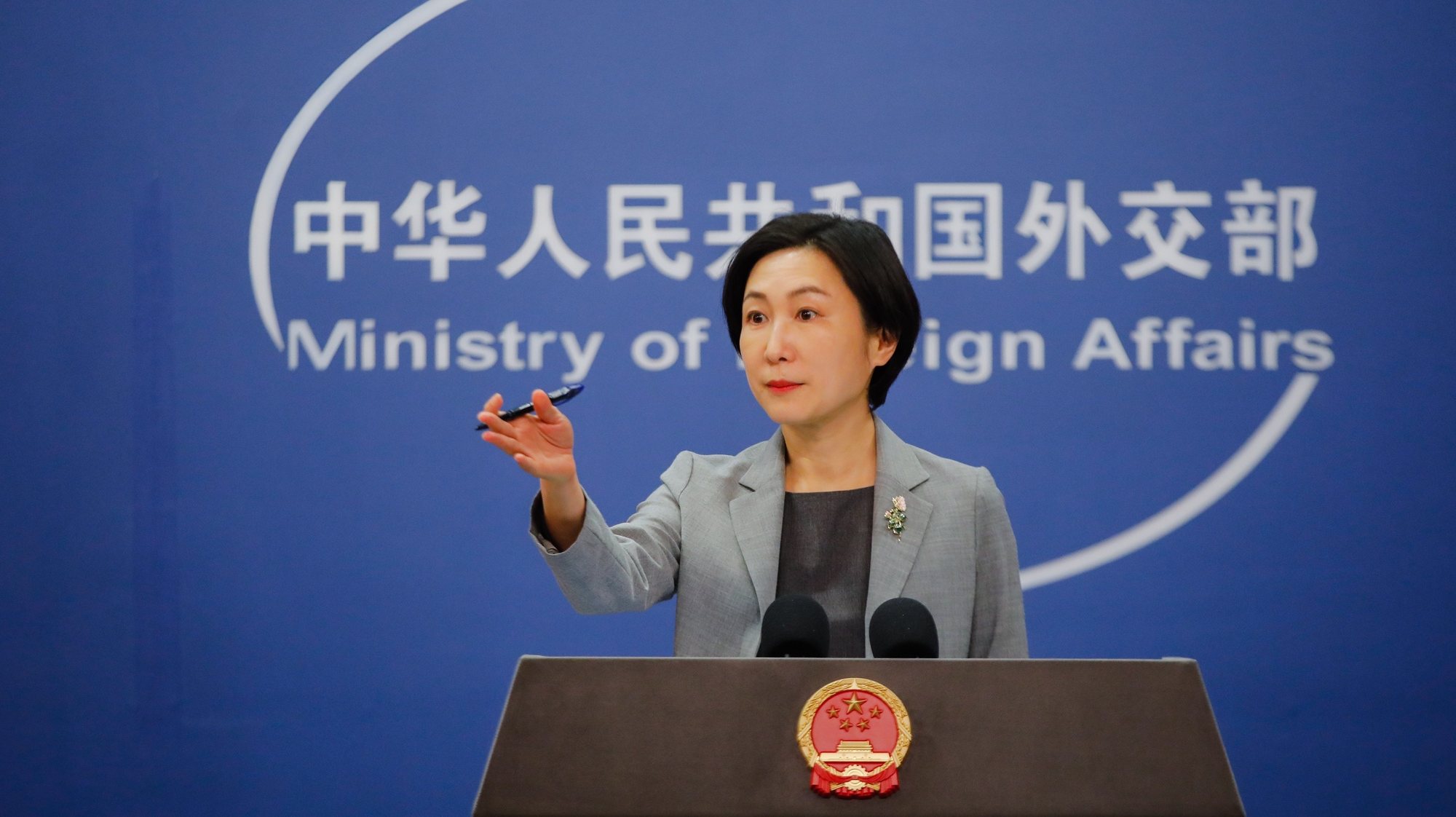 epa10561229 China&#039;s Foreign Ministry spokesperson Mao Ning gestures during a press conference at the Ministry of Foreign Affairs in Beijing, China, 06 April 2023. China has launched military drills in response to the meeting between Taiwan&#039;s president Tsai Ing-wen and US House Speaker Kevin McCarthy on 05 April. Foreign Ministry spokesperson Mao Ning reiterated China’s furious objections to any form of meetings between Tsai Ing-wen and U.S. officials on regular press conference of the Ministry of Foreign Affairs(MOFA) on 06 April, 2023.  EPA/WU HAO
