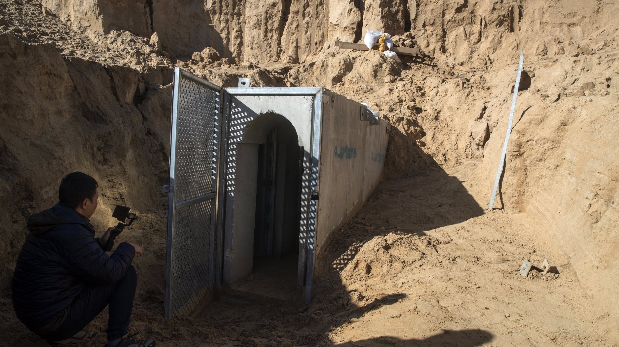 Israel acusa repetidamente o grupo islamita palestiniano Hamas de utilizar uma extensa rede de túneis