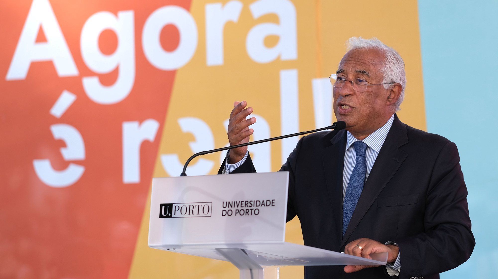 O primeiro-ministro; António Costa, discursa na cerimónia de receção aos alunos da Universidade do Porto (UP), que decorreu no edifício da reitoria, no Porto, 13 de setembro de 2023. FERNANDO VELUDO/LUSA